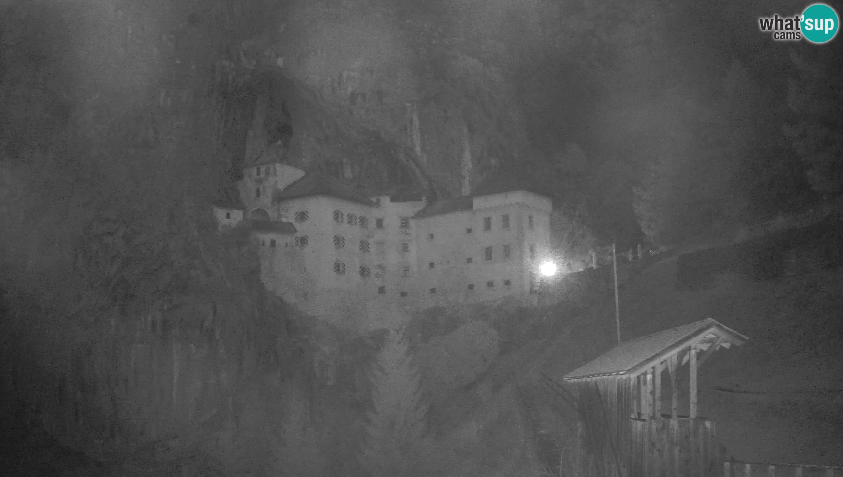 Live Webcam Höhlenburg Predjama – Postojna – Slowenien
