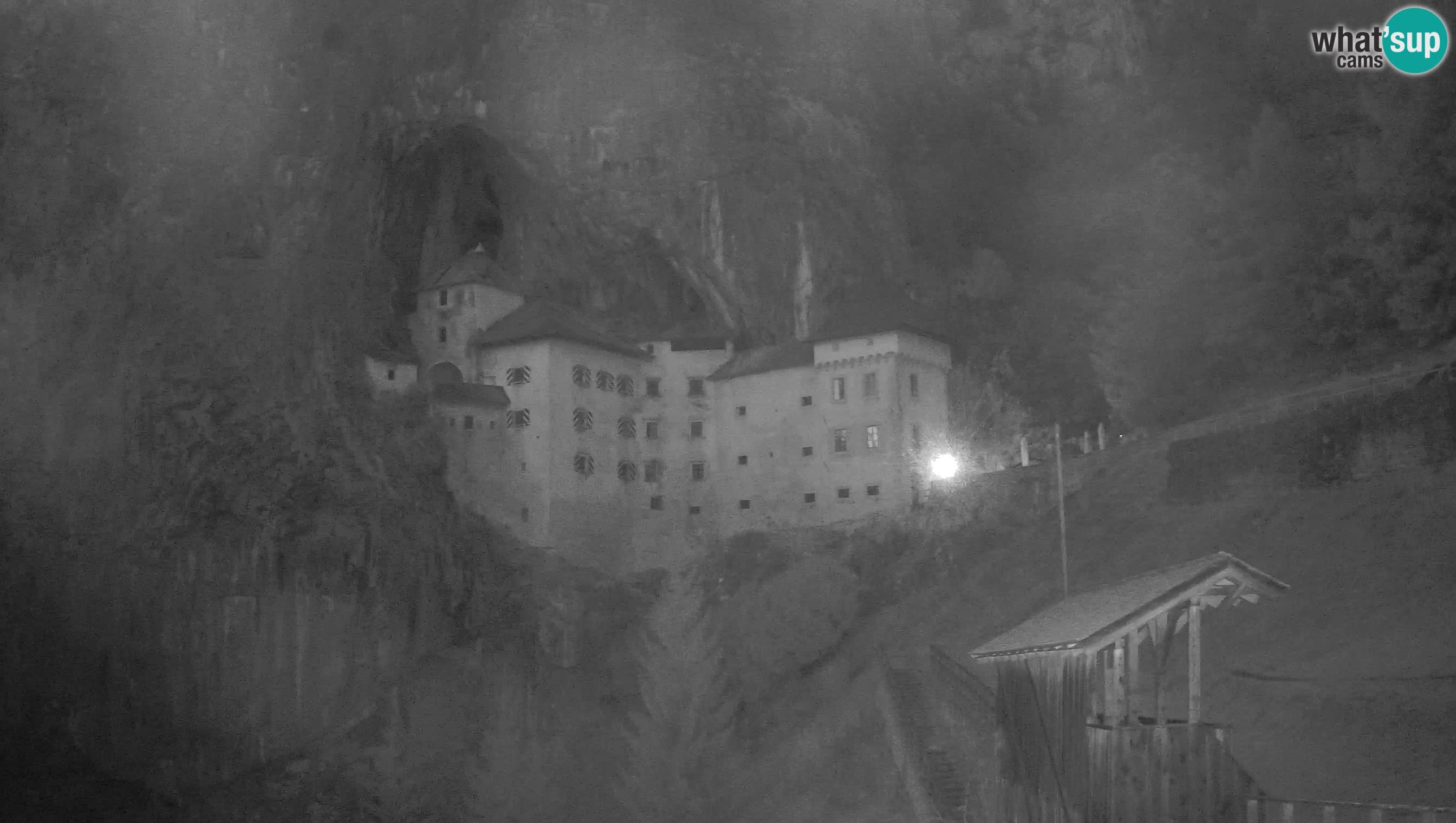 Live Webcam Höhlenburg Predjama – Postojna – Slowenien