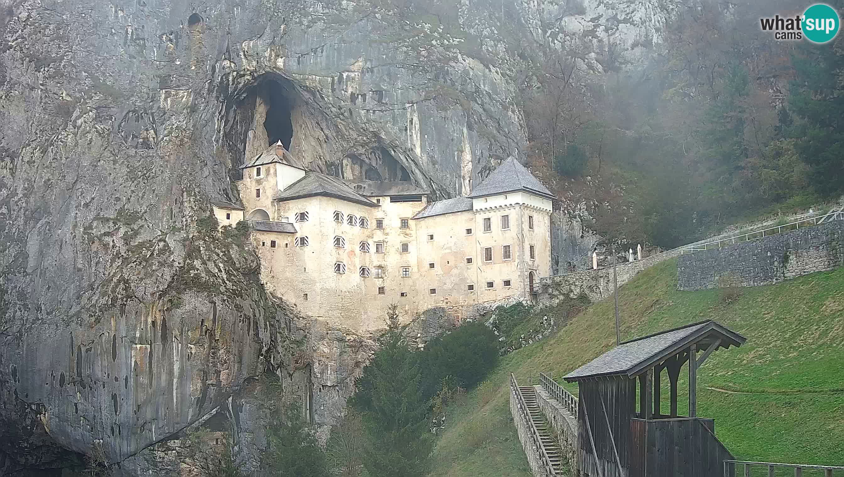 Camera en vivo Castillo de Predjama – Postojna – Eslovenia