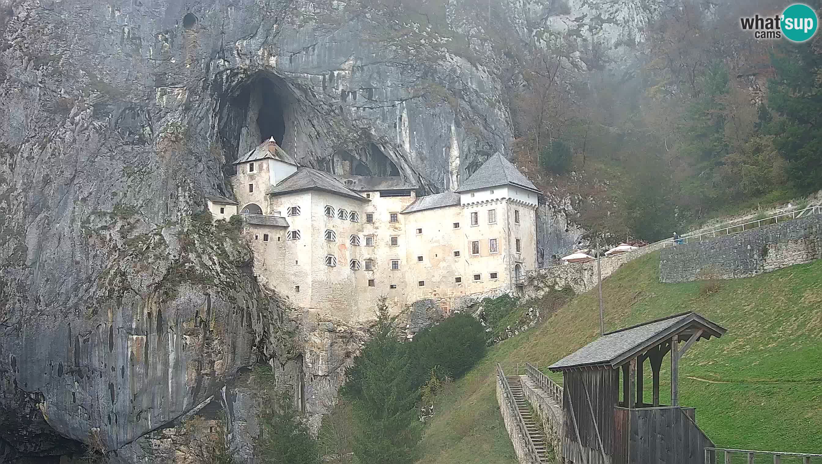 Live Webcam Castello di Predjama – Postumia – Slovenia