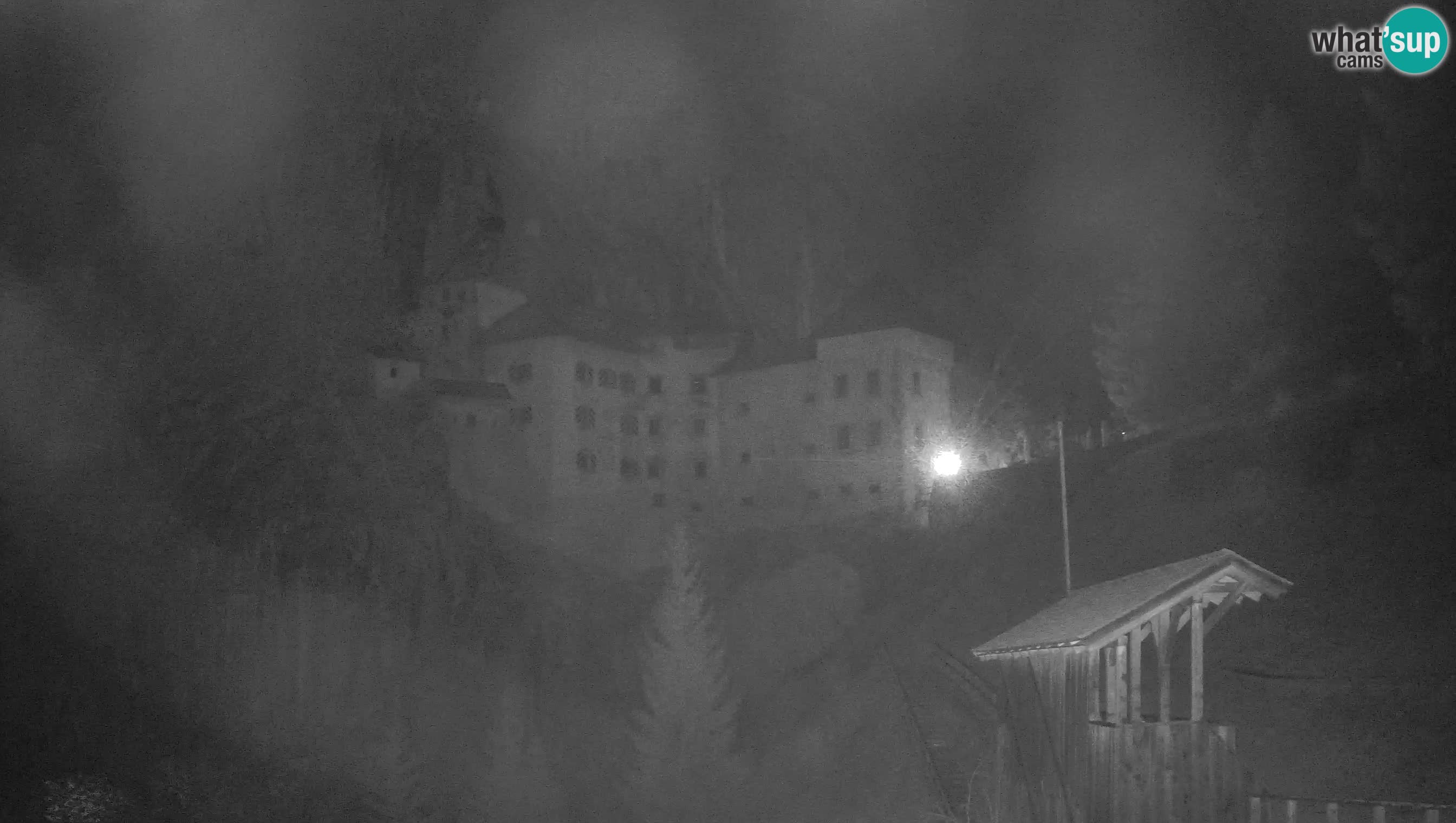 Live Webcam Höhlenburg Predjama – Postojna – Slowenien