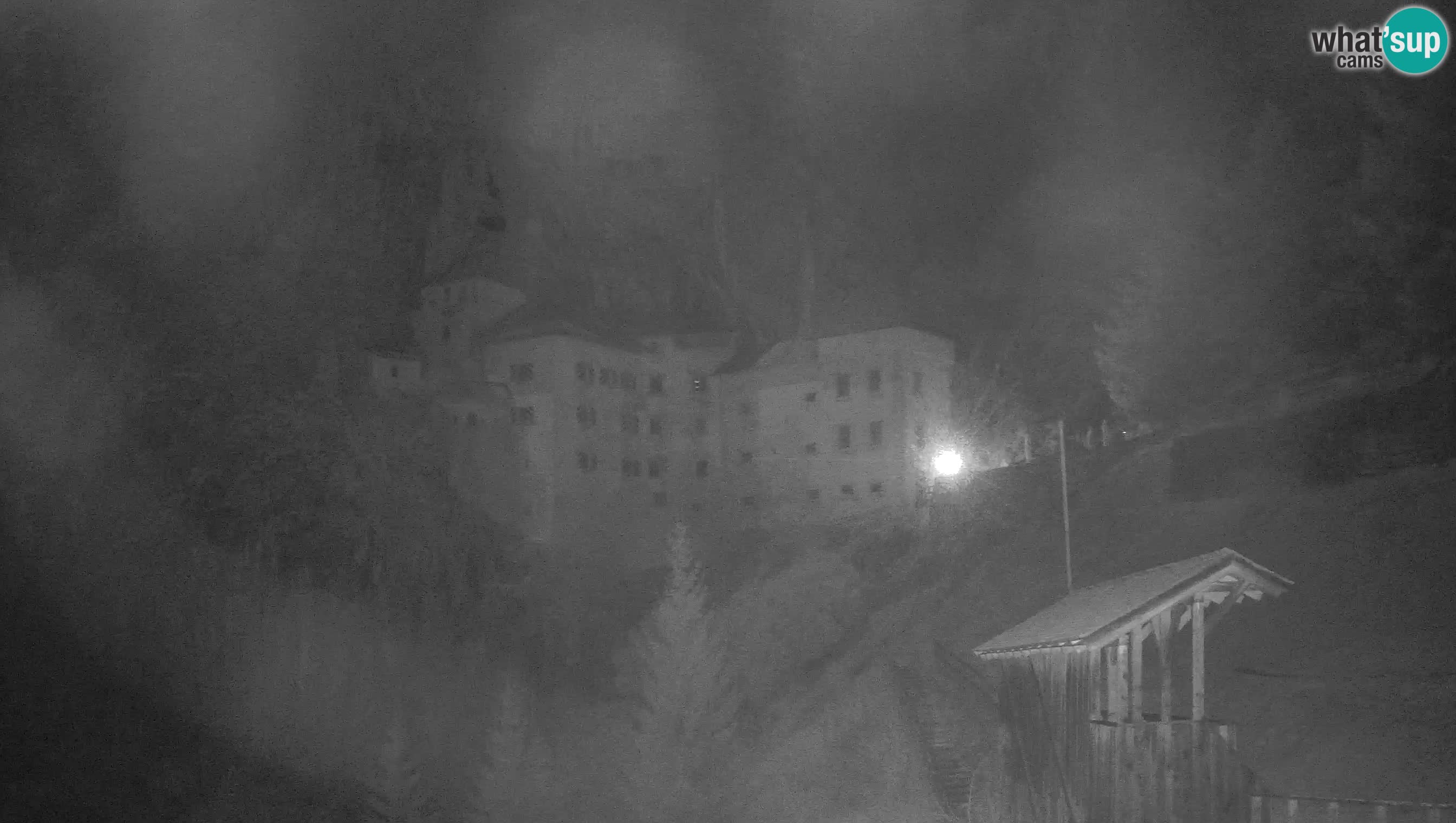 Live Webcam Grad Predjama – Château de Predjama – Postojna – Slovénie