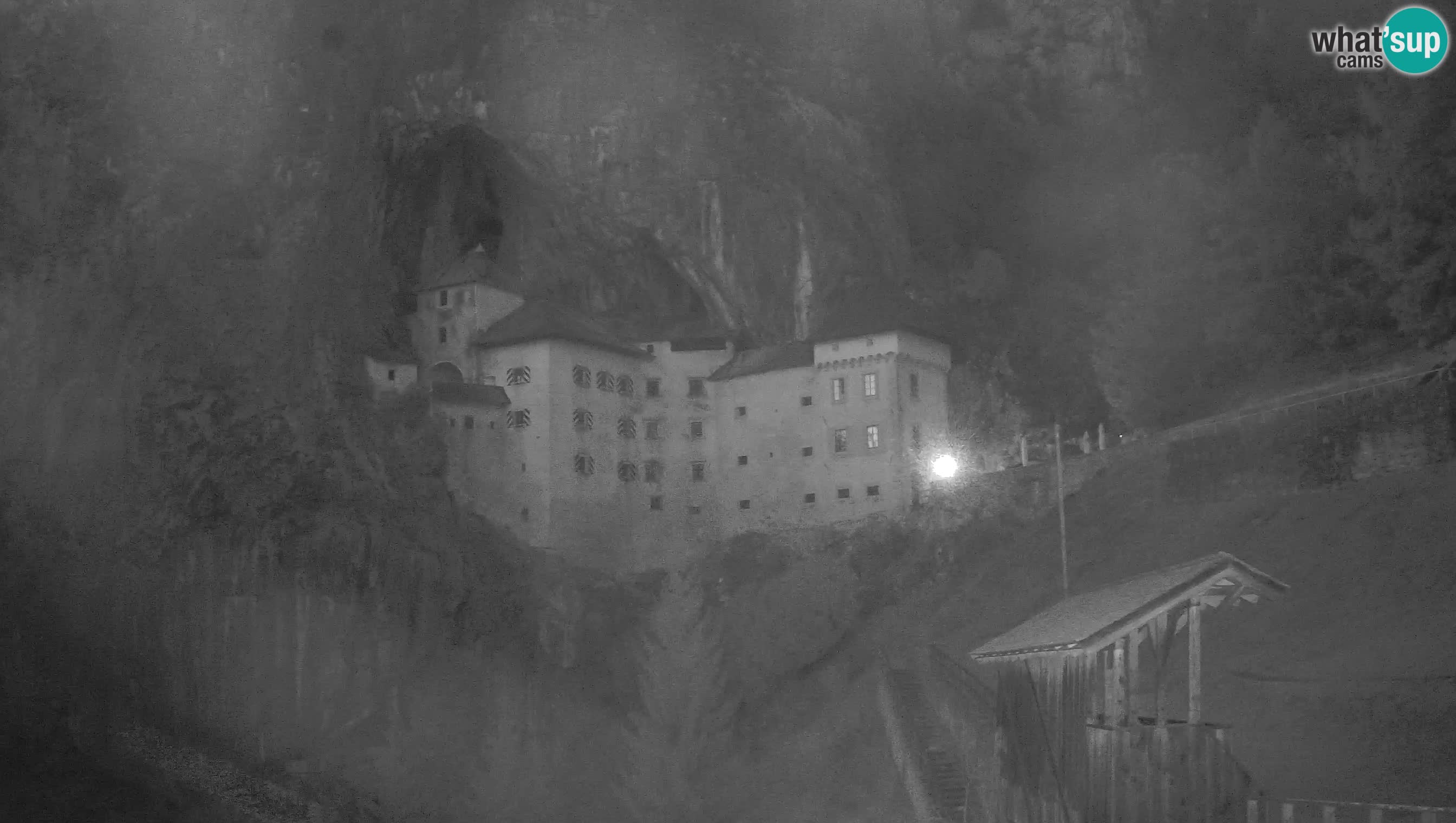 Live Webcam Höhlenburg Predjama – Postojna – Slowenien