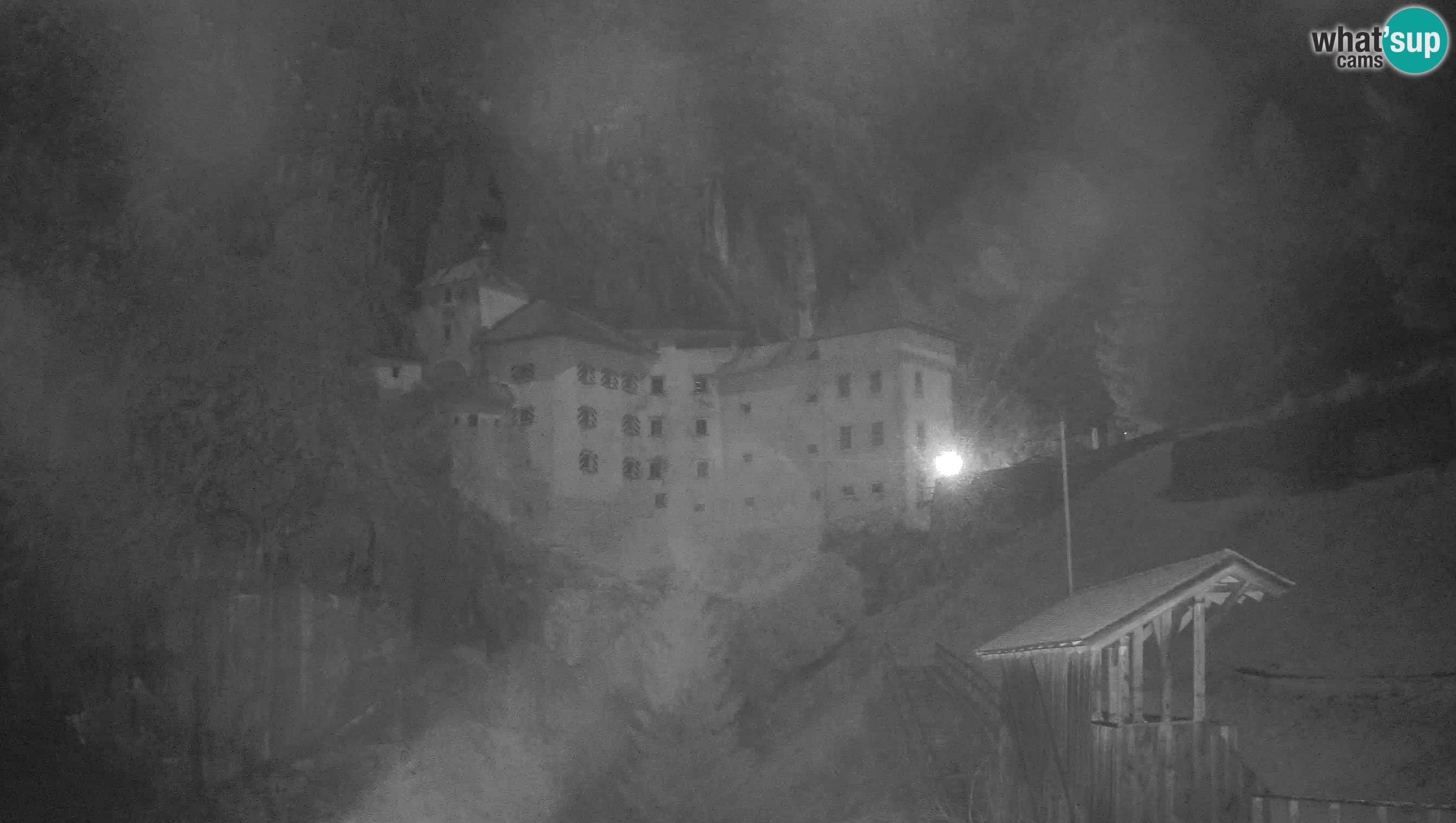 Web kamera Predjamski dvorac – Postojna – Slovenija