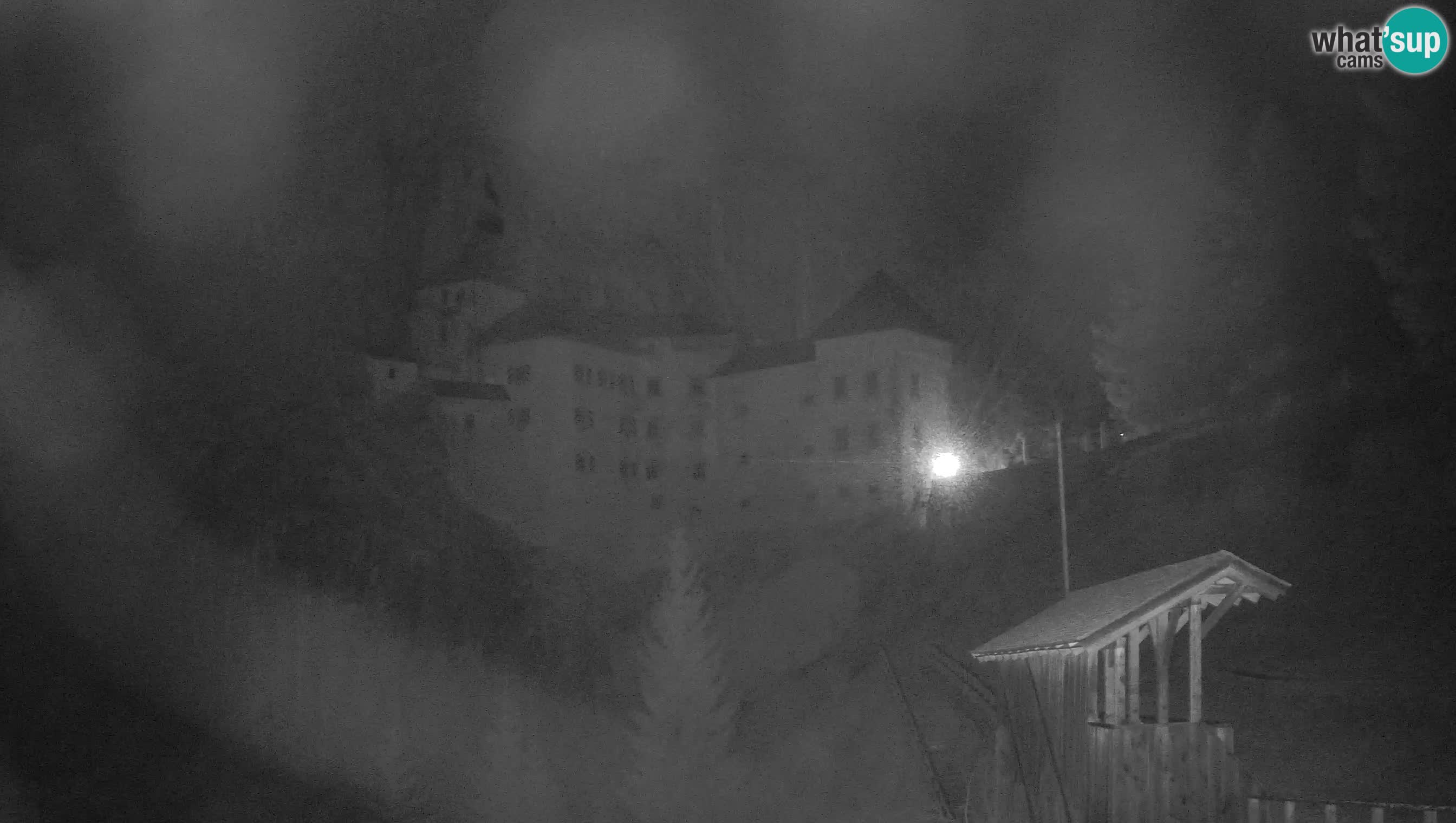 Live Webcam Grad Predjama – Château de Predjama – Postojna – Slovénie