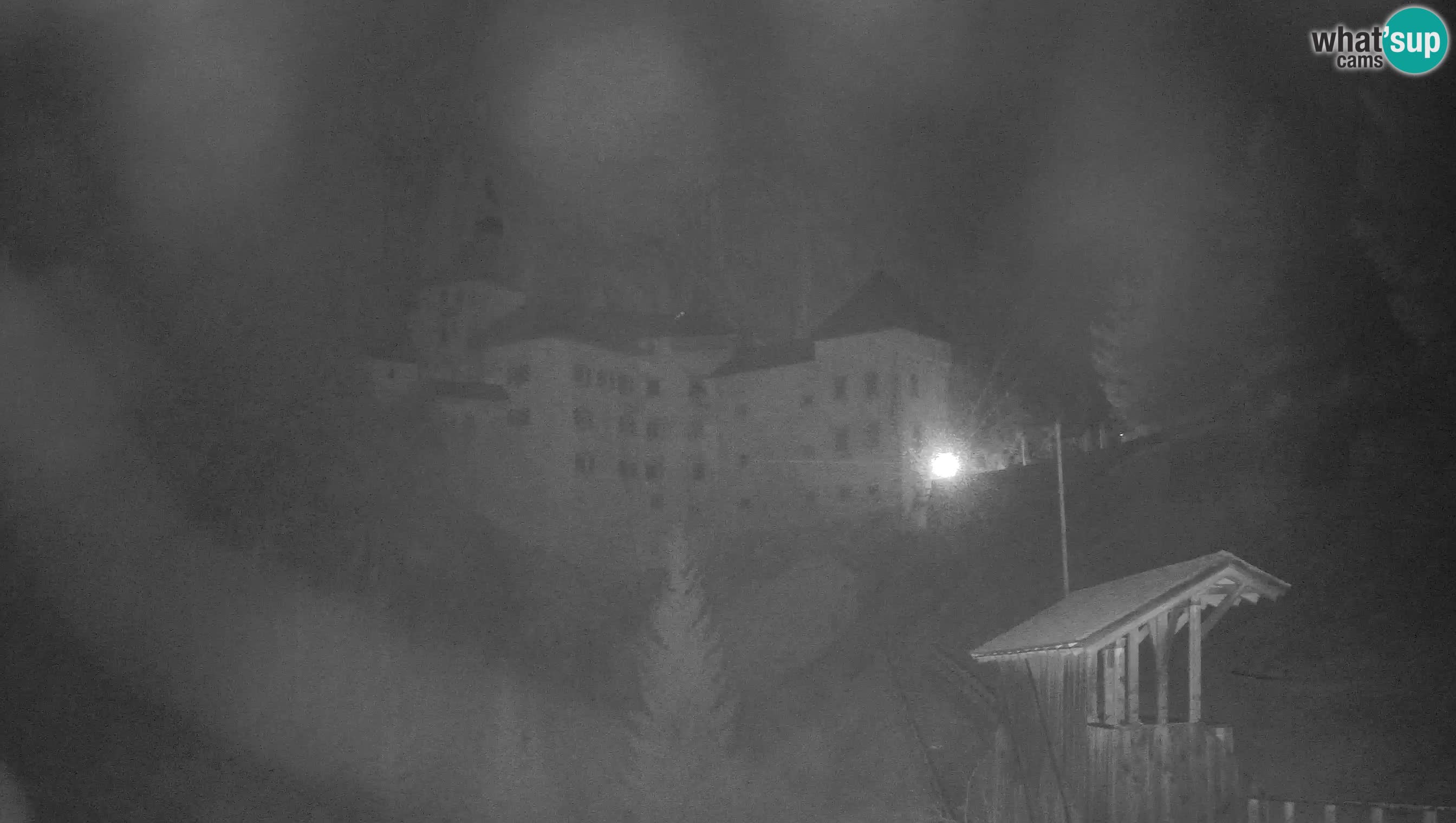 Live Webcam Höhlenburg Predjama – Postojna – Slowenien