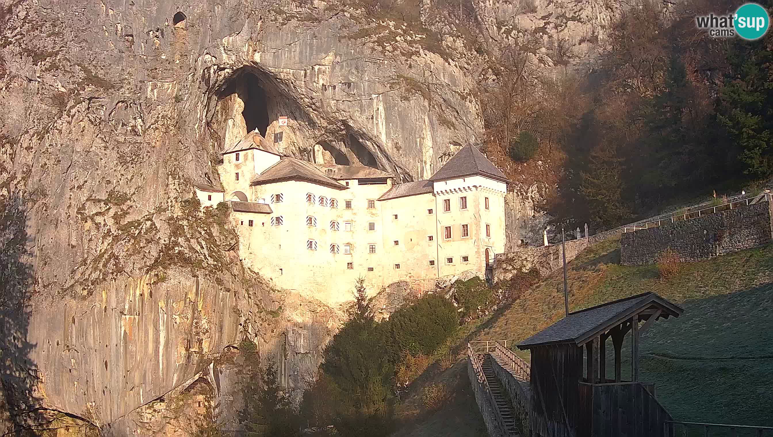 Live Webcam Castello di Predjama – Postumia – Slovenia