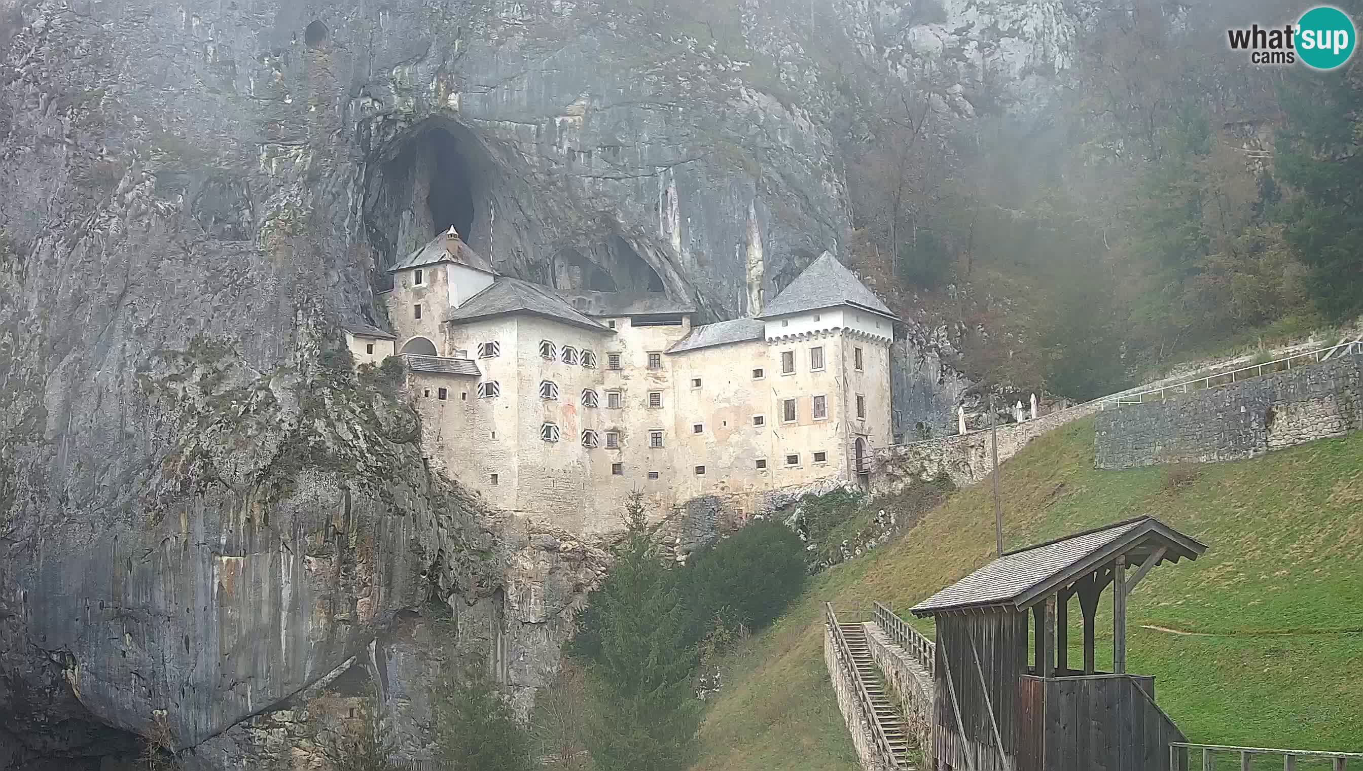 Live Webcam Castello di Predjama – Postumia – Slovenia