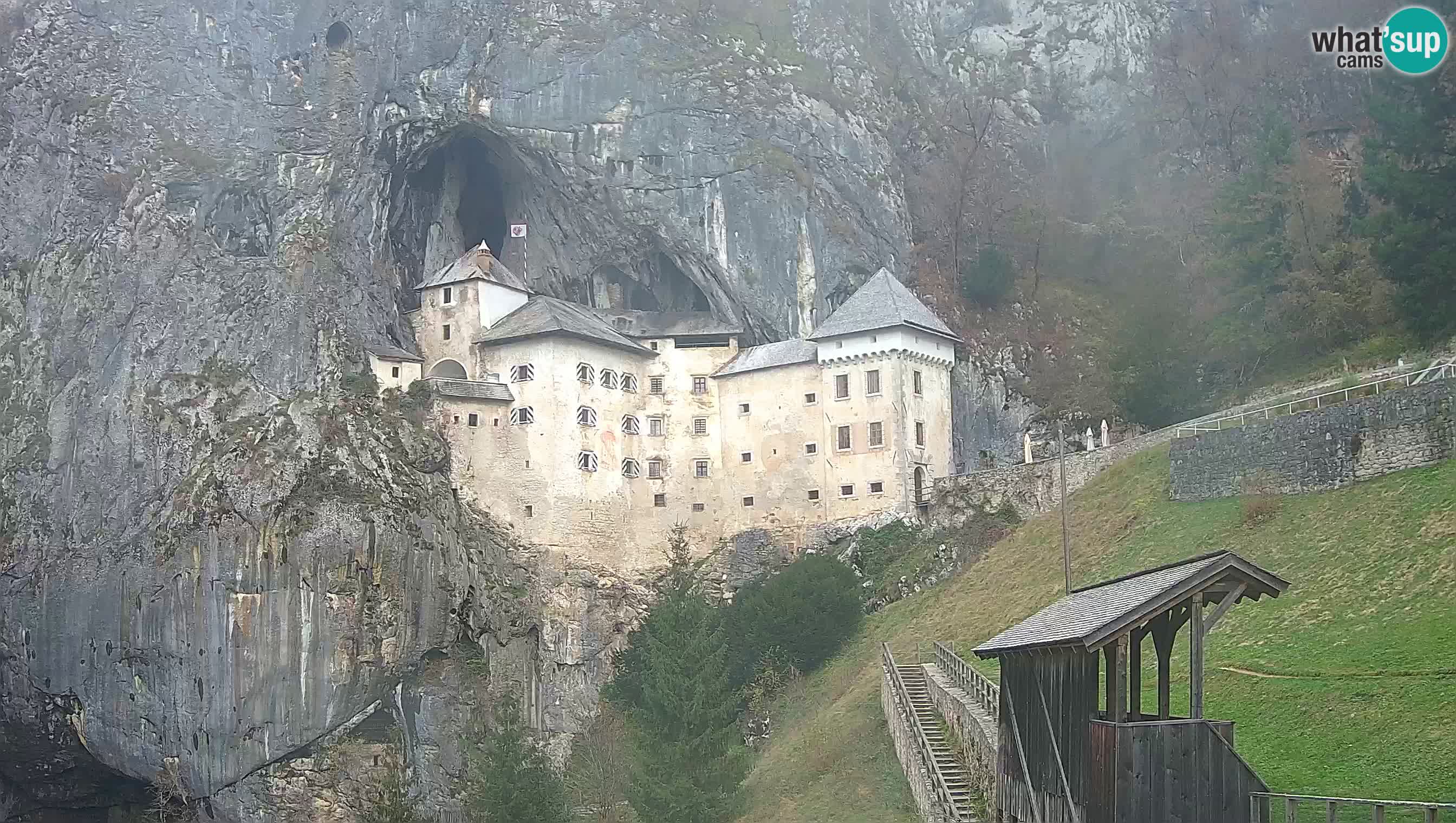Camera en vivo Castillo de Predjama – Postojna – Eslovenia