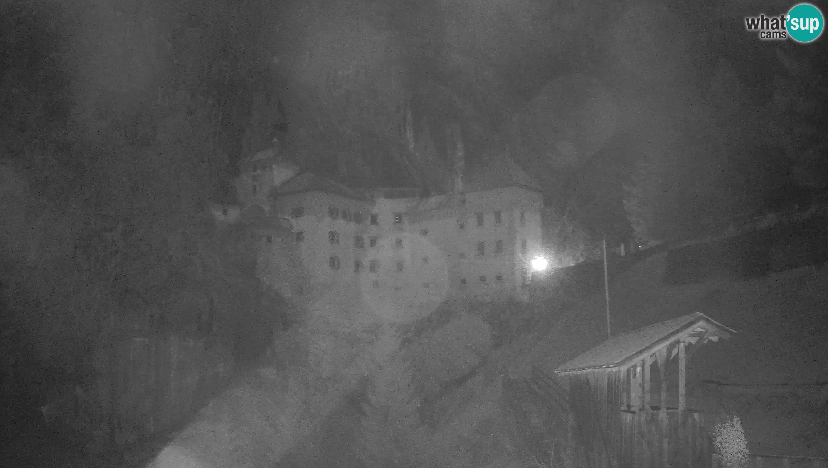 Web kamera Predjamski dvorac – Postojna – Slovenija
