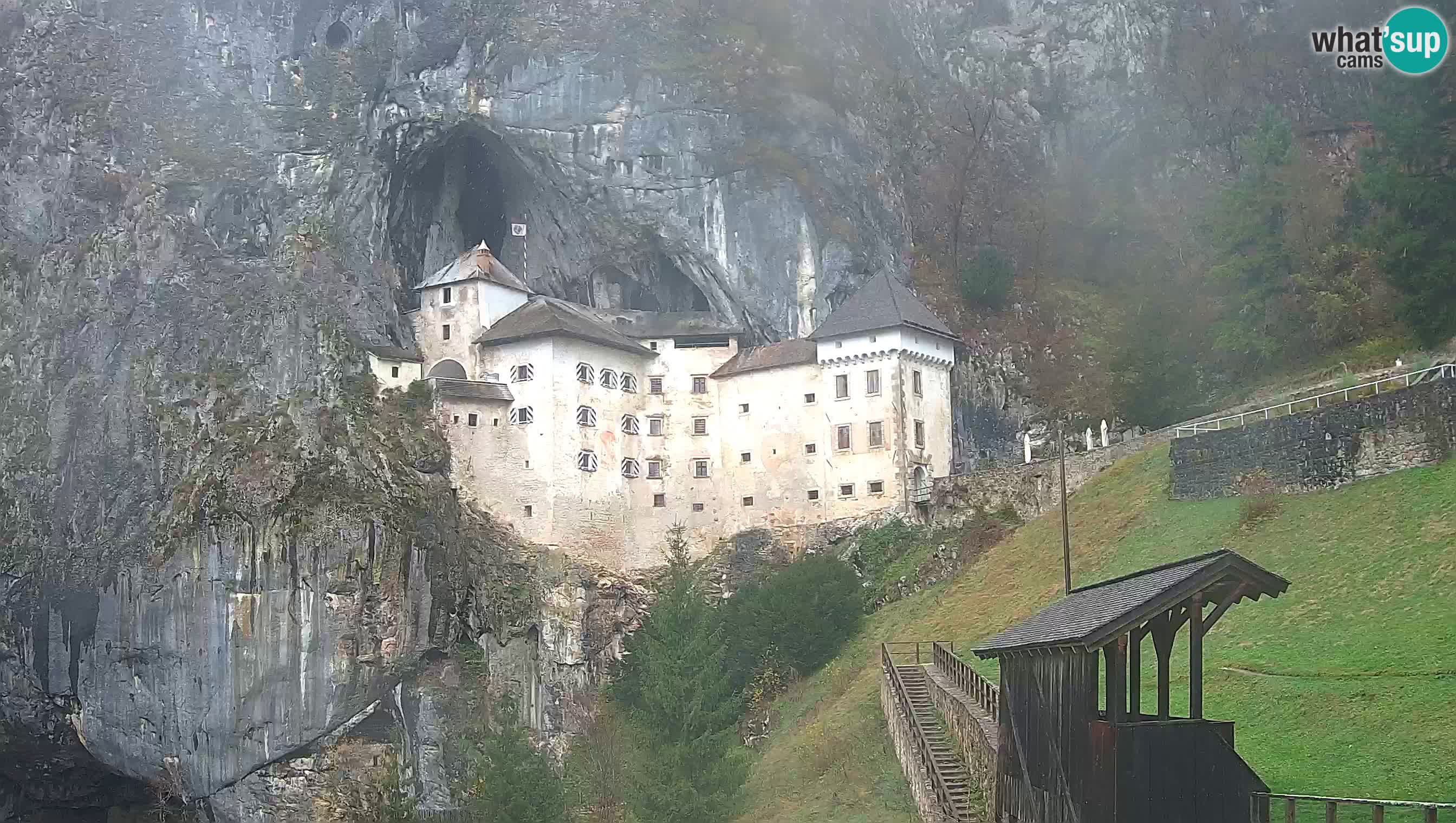 Live Webcam Predjamski grad – Predjama Castle – Postojna – Slovenia