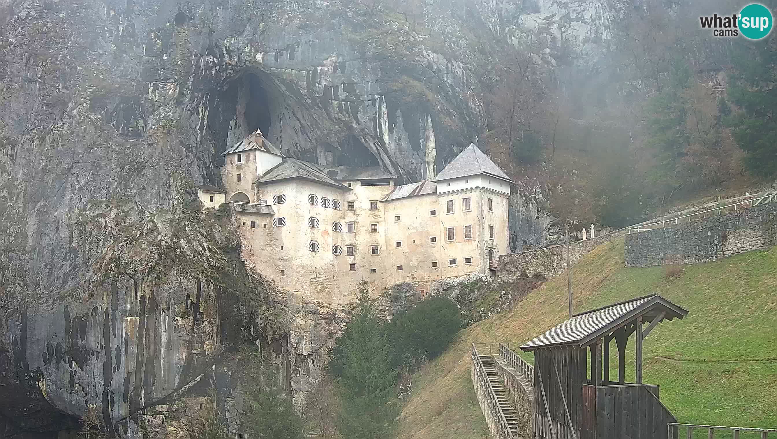 Camera en vivo Castillo de Predjama – Postojna – Eslovenia