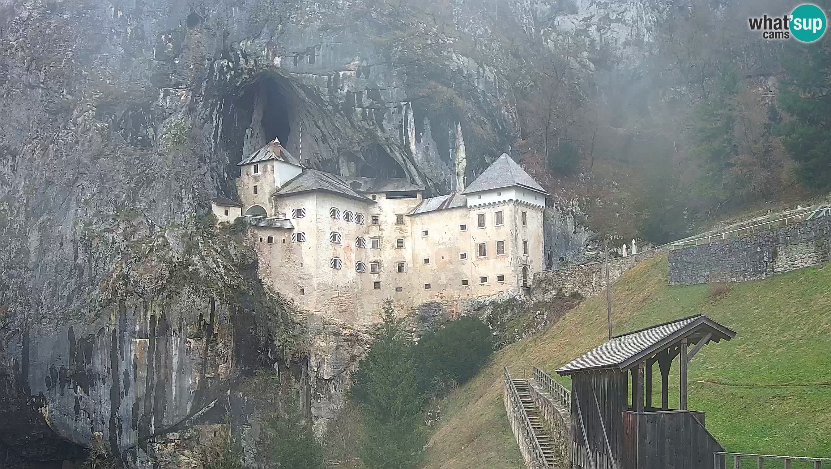 Live Webcam Predjamski grad – Predjama Castle – Postojna – Slovenia