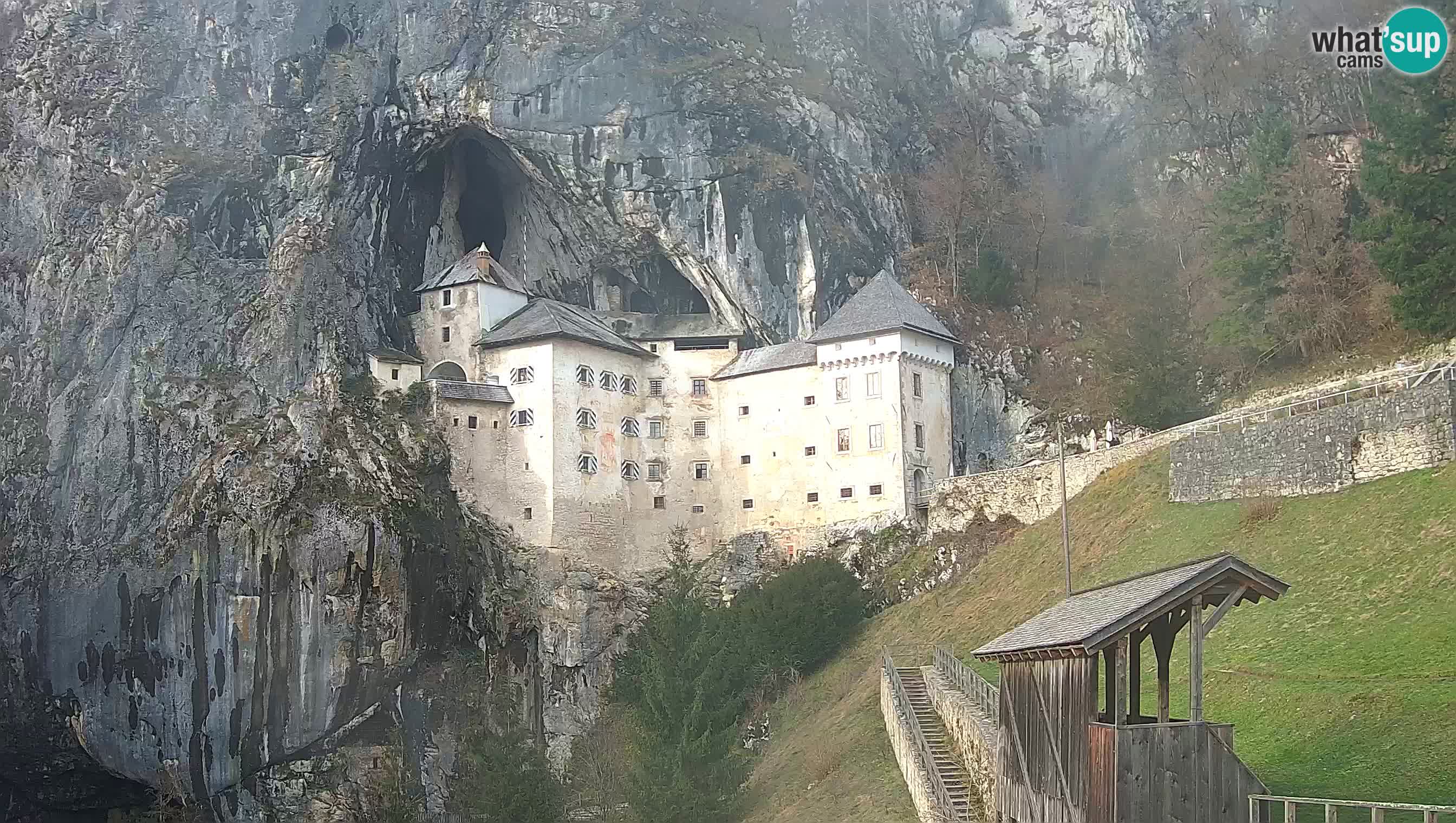 Camera en vivo Castillo de Predjama – Postojna – Eslovenia