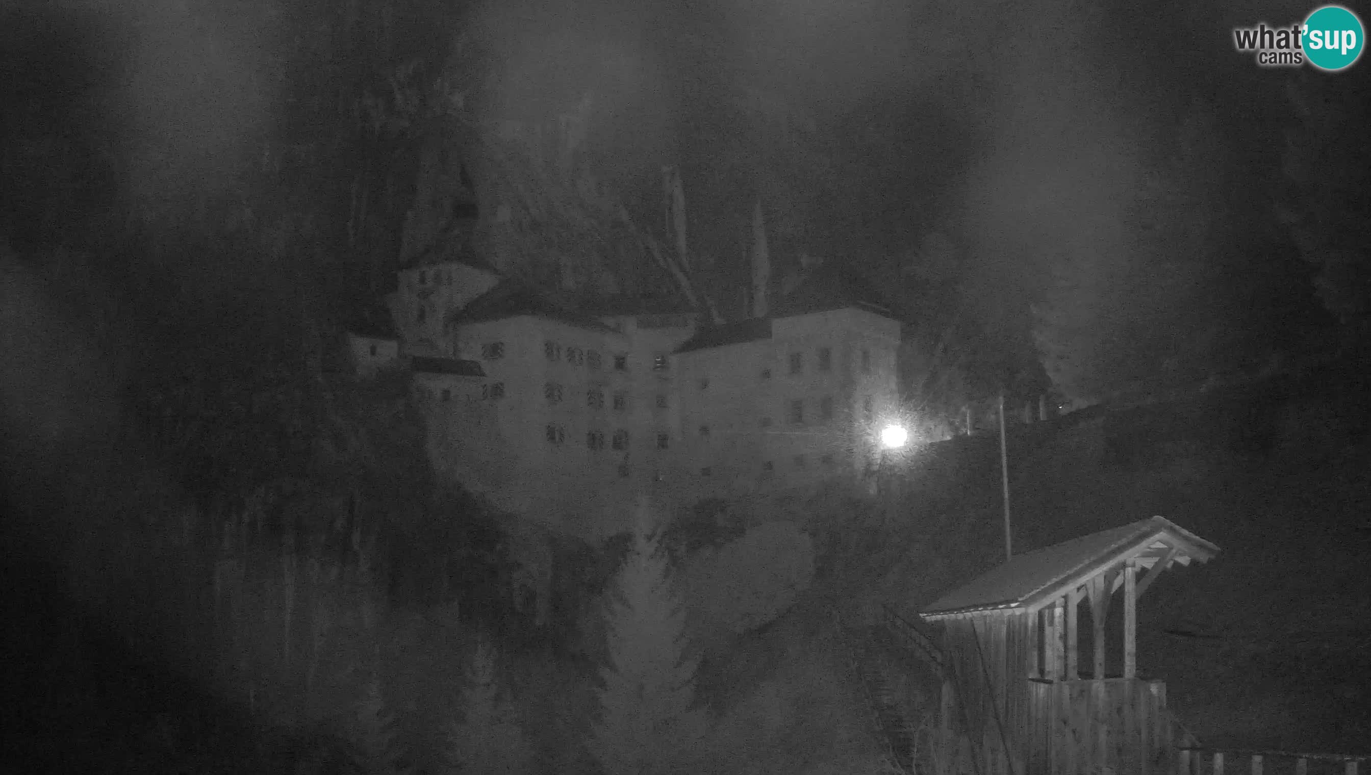 Live Webcam Höhlenburg Predjama – Postojna – Slowenien