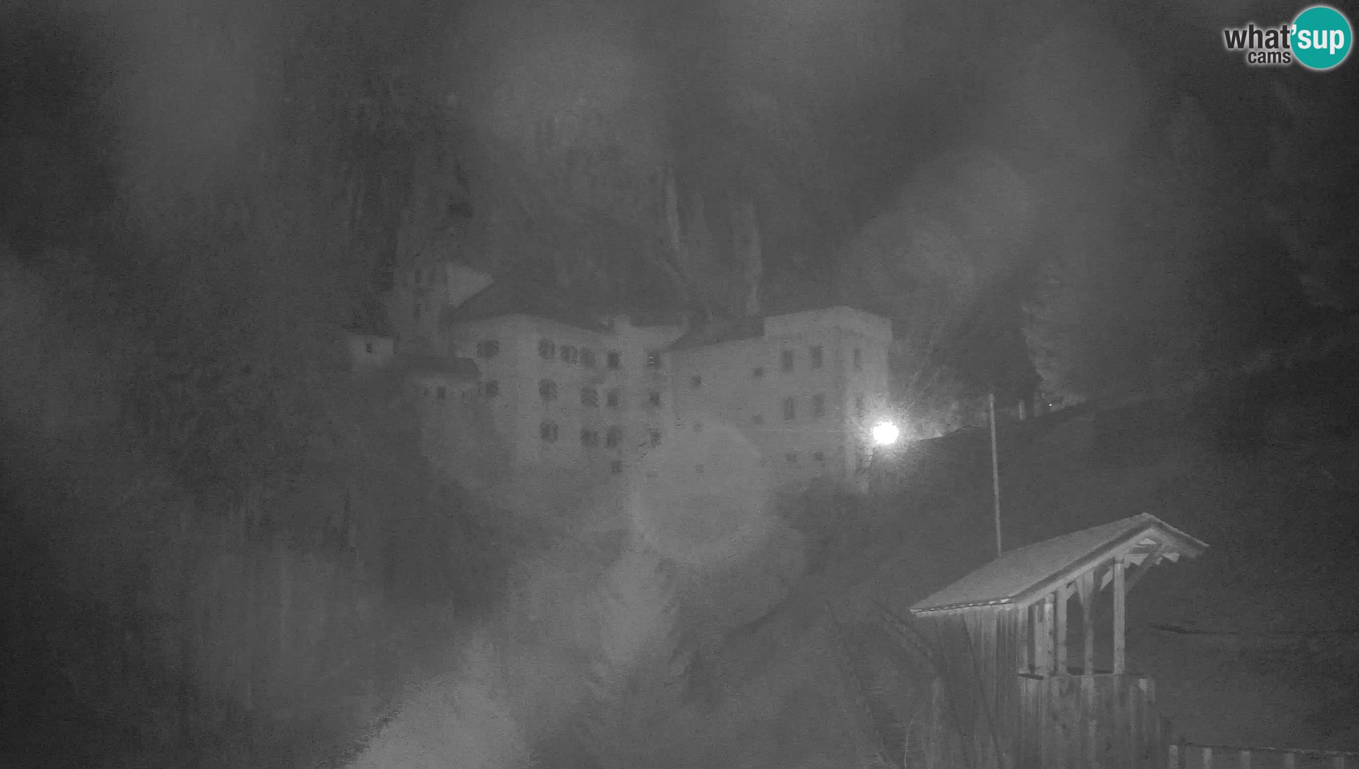 Live Webcam Höhlenburg Predjama – Postojna – Slowenien