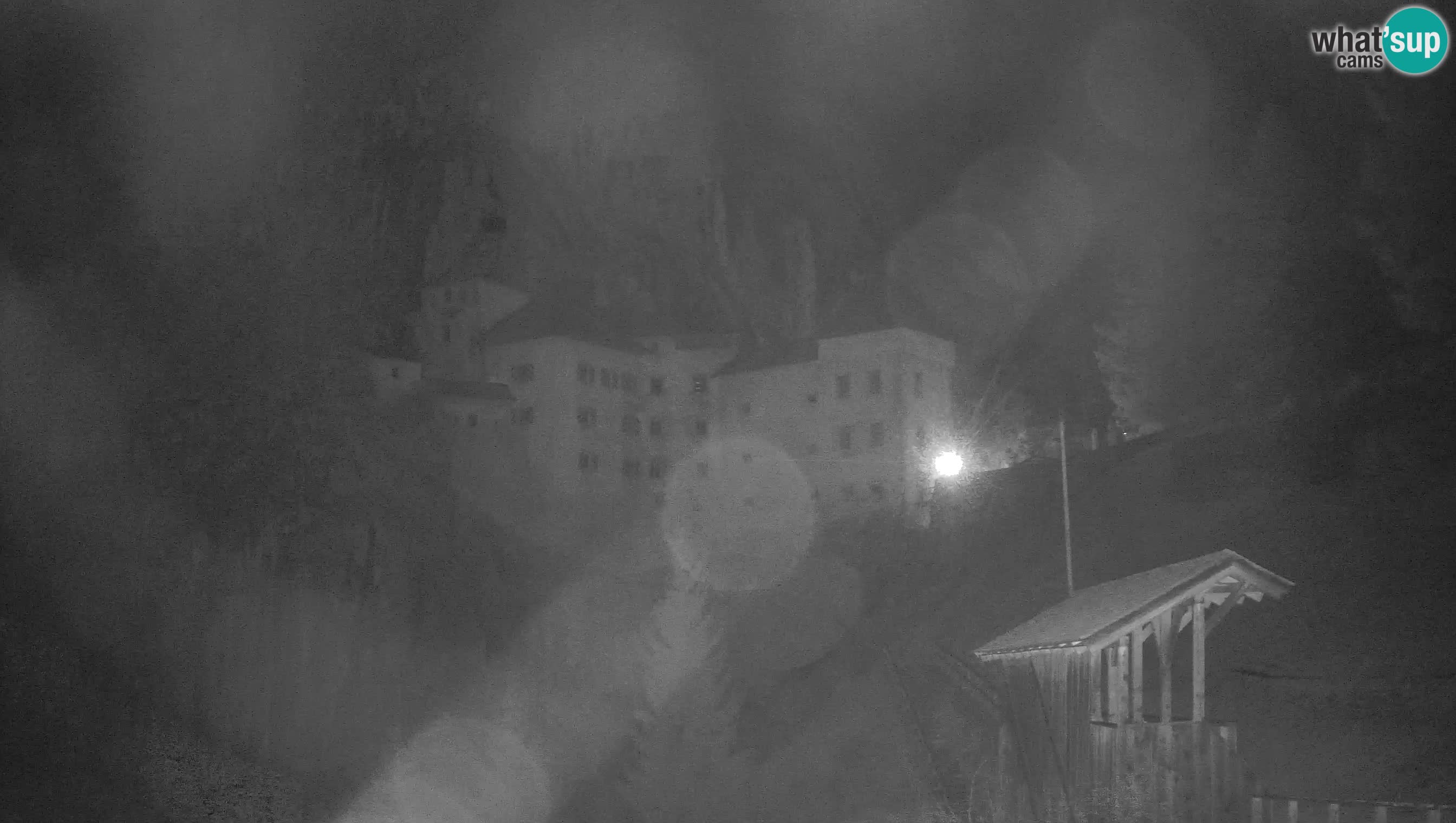 Live Webcam Höhlenburg Predjama – Postojna – Slowenien