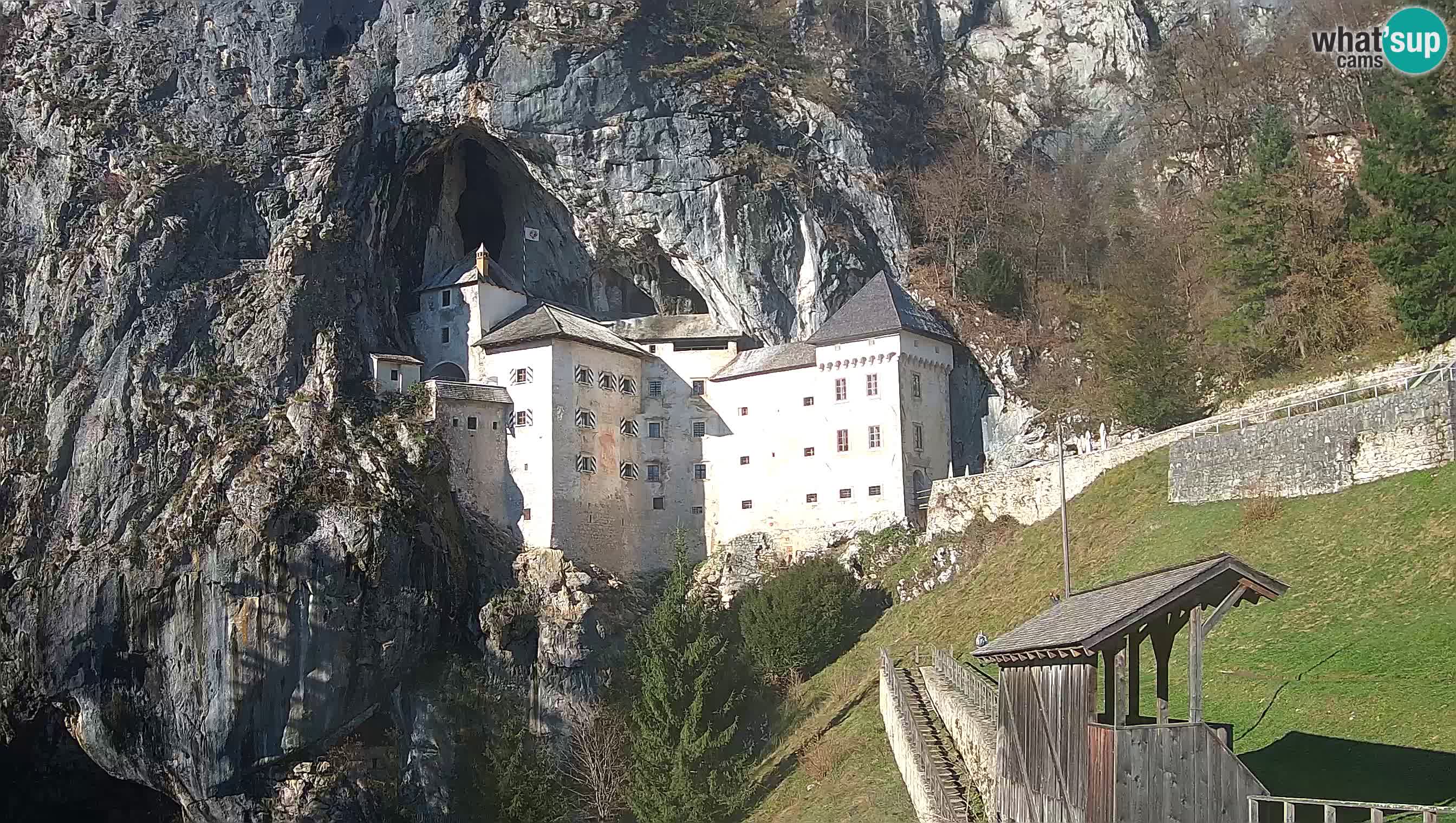 Live Webcam Castello di Predjama – Postumia – Slovenia