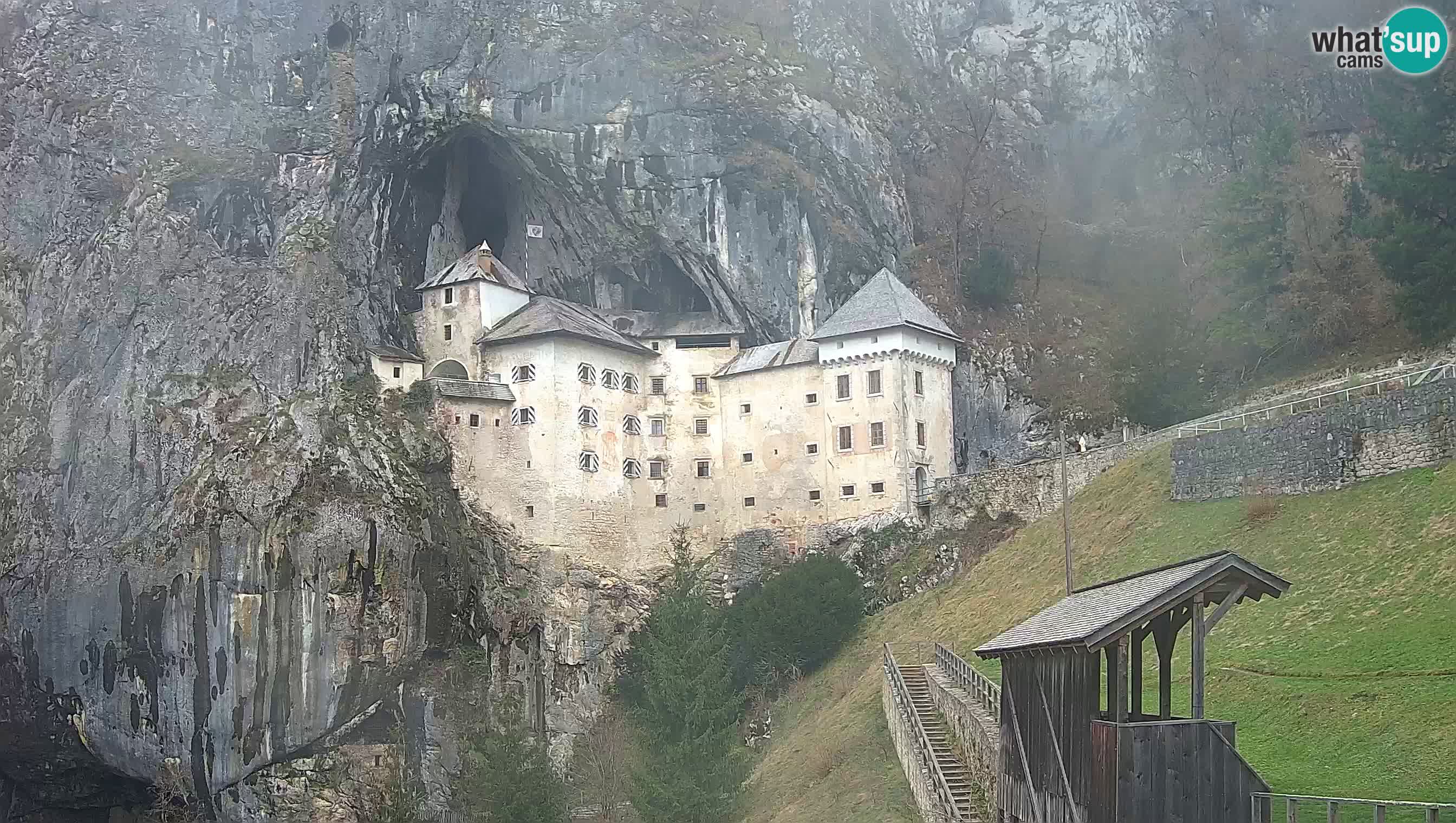 Live Webcam Castello di Predjama – Postumia – Slovenia
