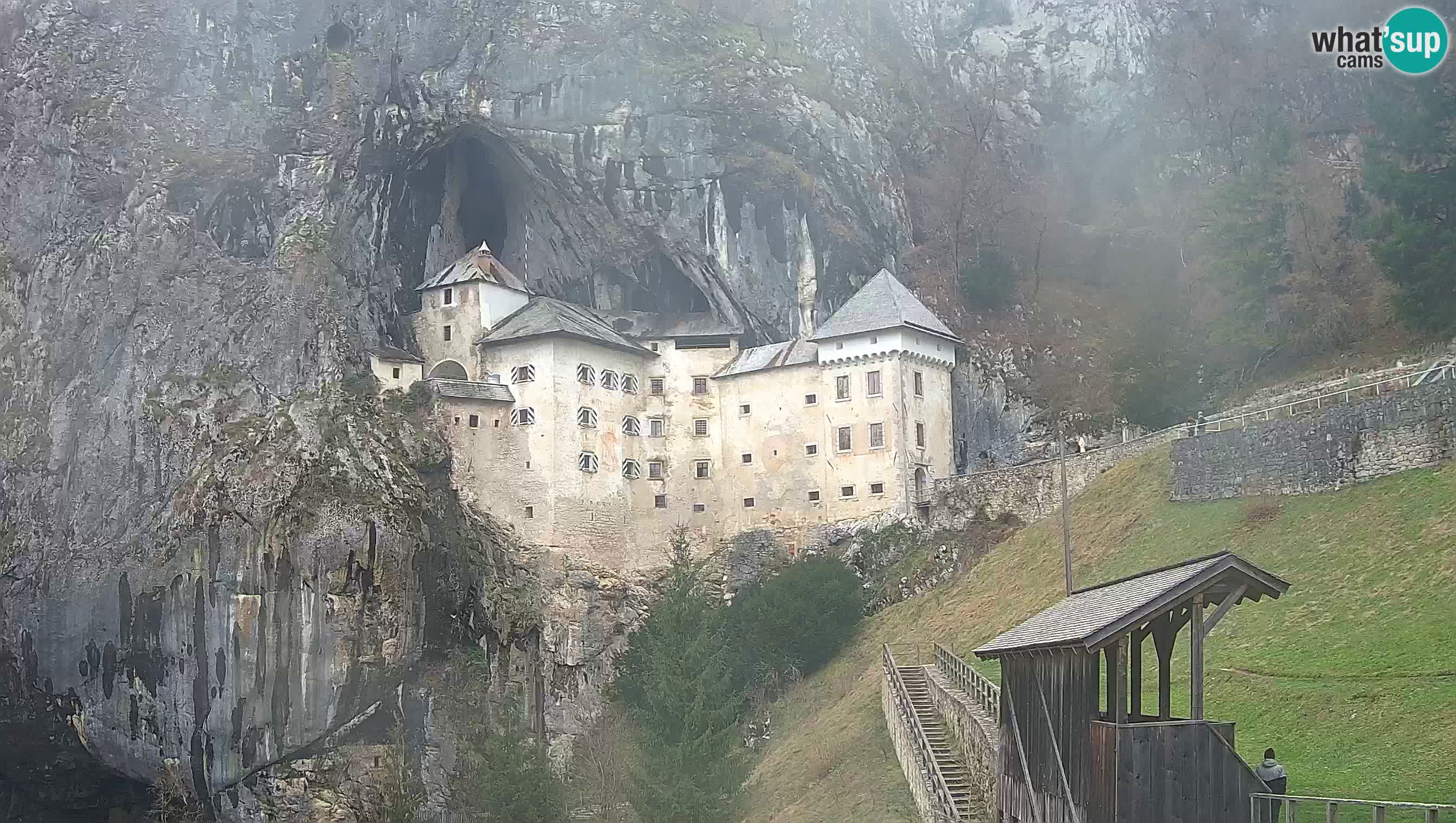 Live Webcam Castello di Predjama – Postumia – Slovenia