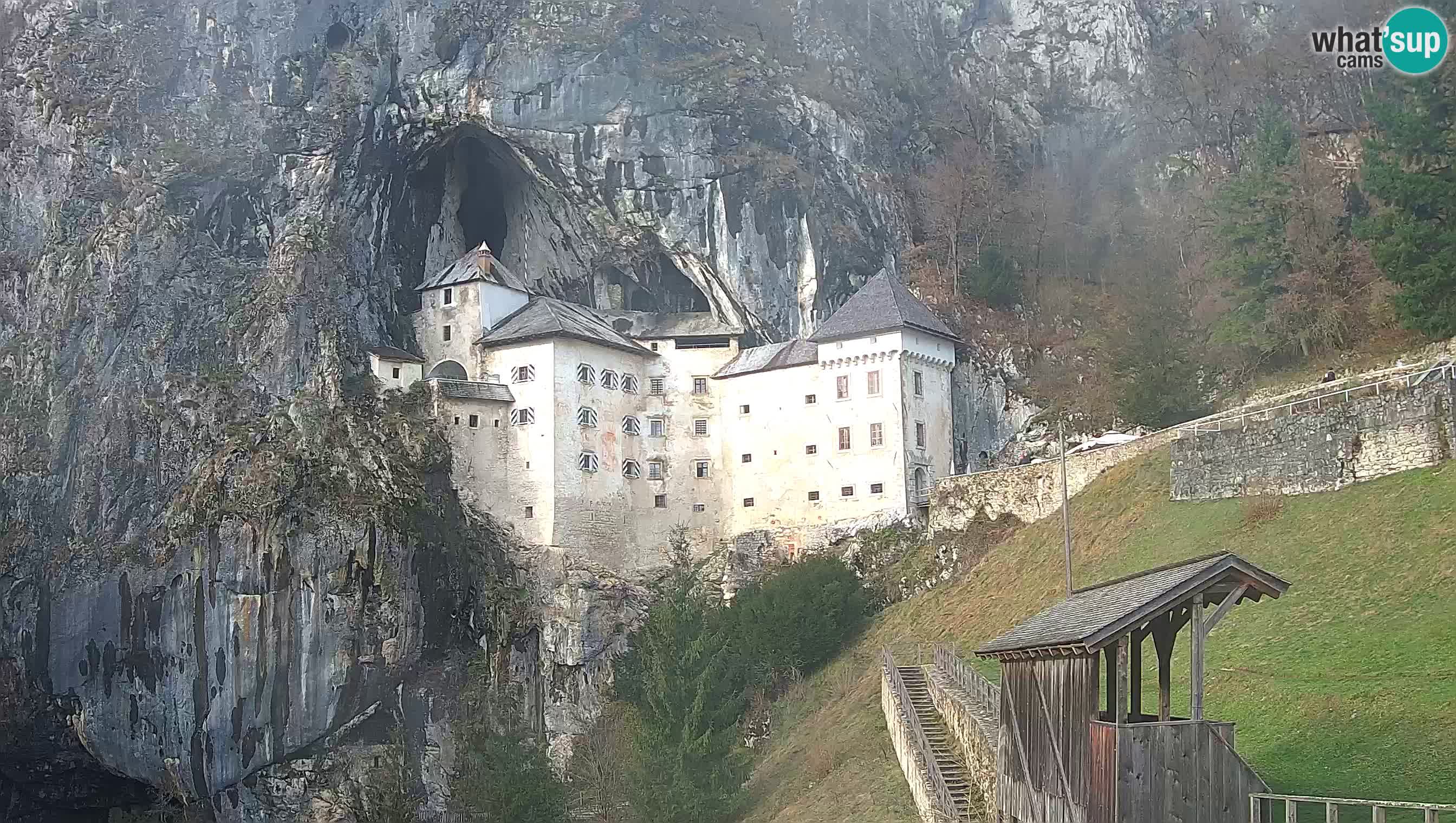 Camera en vivo Castillo de Predjama – Postojna – Eslovenia