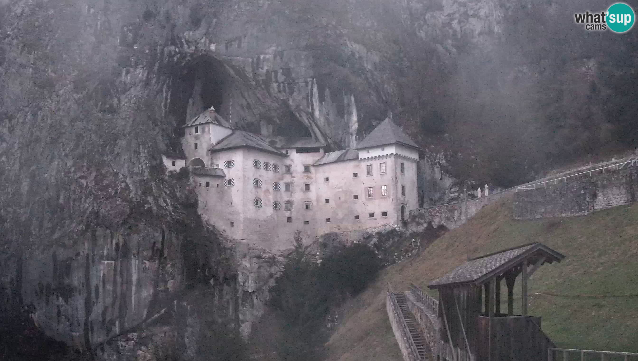 Camera en vivo Castillo de Predjama – Postojna – Eslovenia