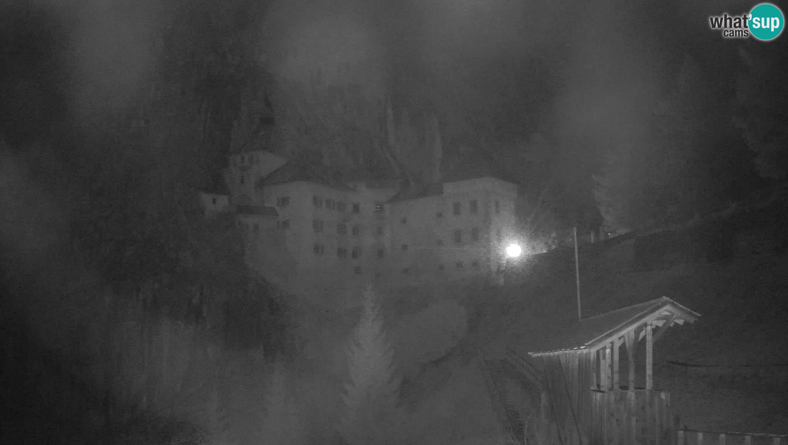 Live Webcam Grad Predjama – Château de Predjama – Postojna – Slovénie