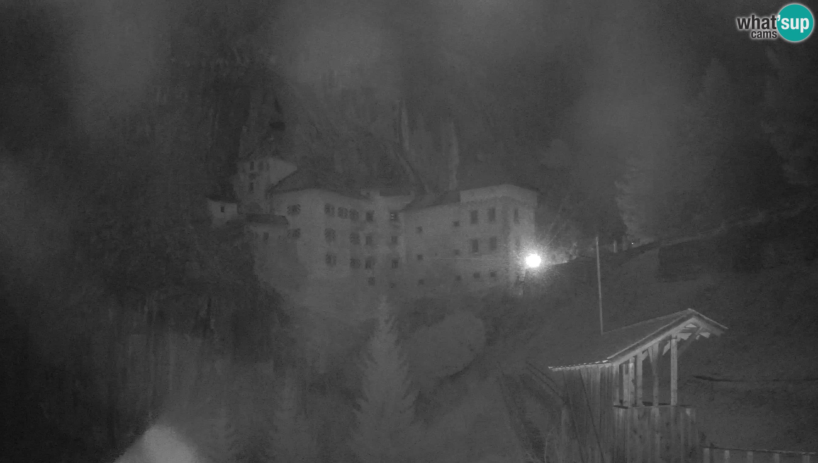 Live Webcam Höhlenburg Predjama – Postojna – Slowenien