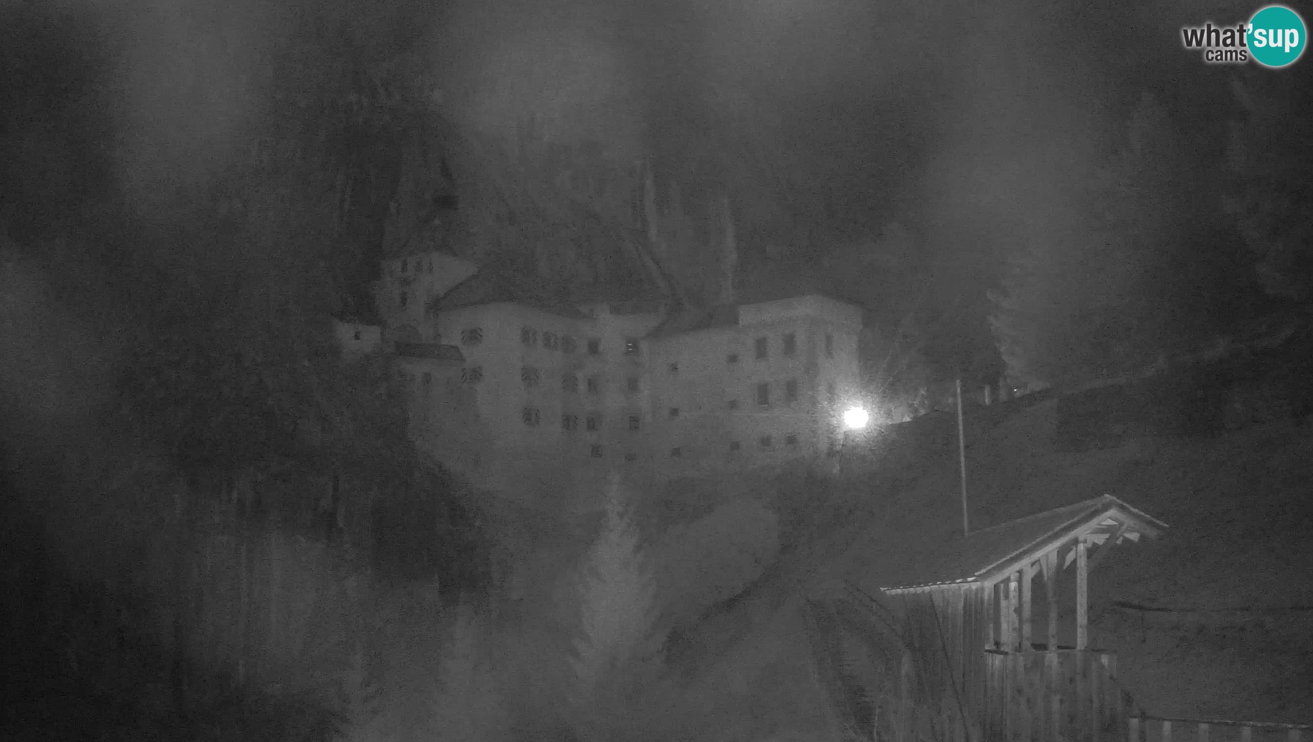 Live Webcam Grad Predjama – Château de Predjama – Postojna – Slovénie