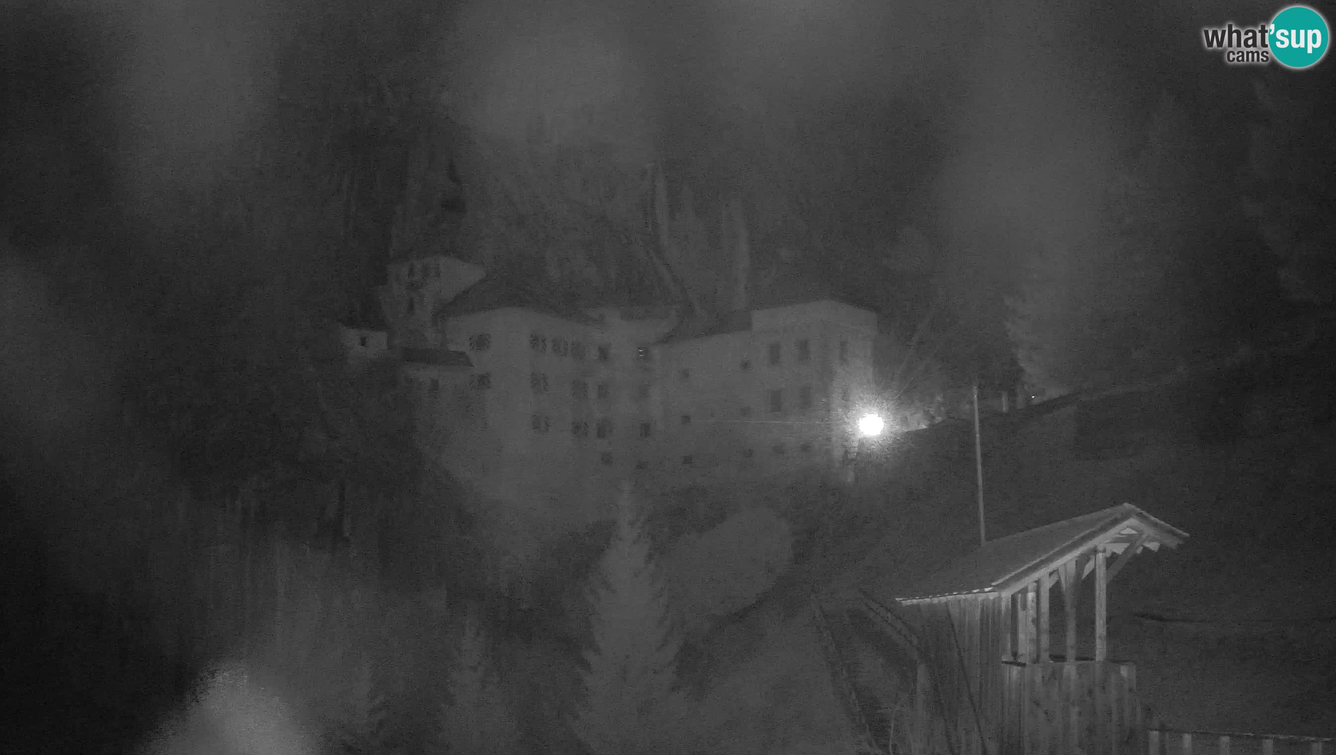 Web kamera Predjamski dvorac – Postojna – Slovenija