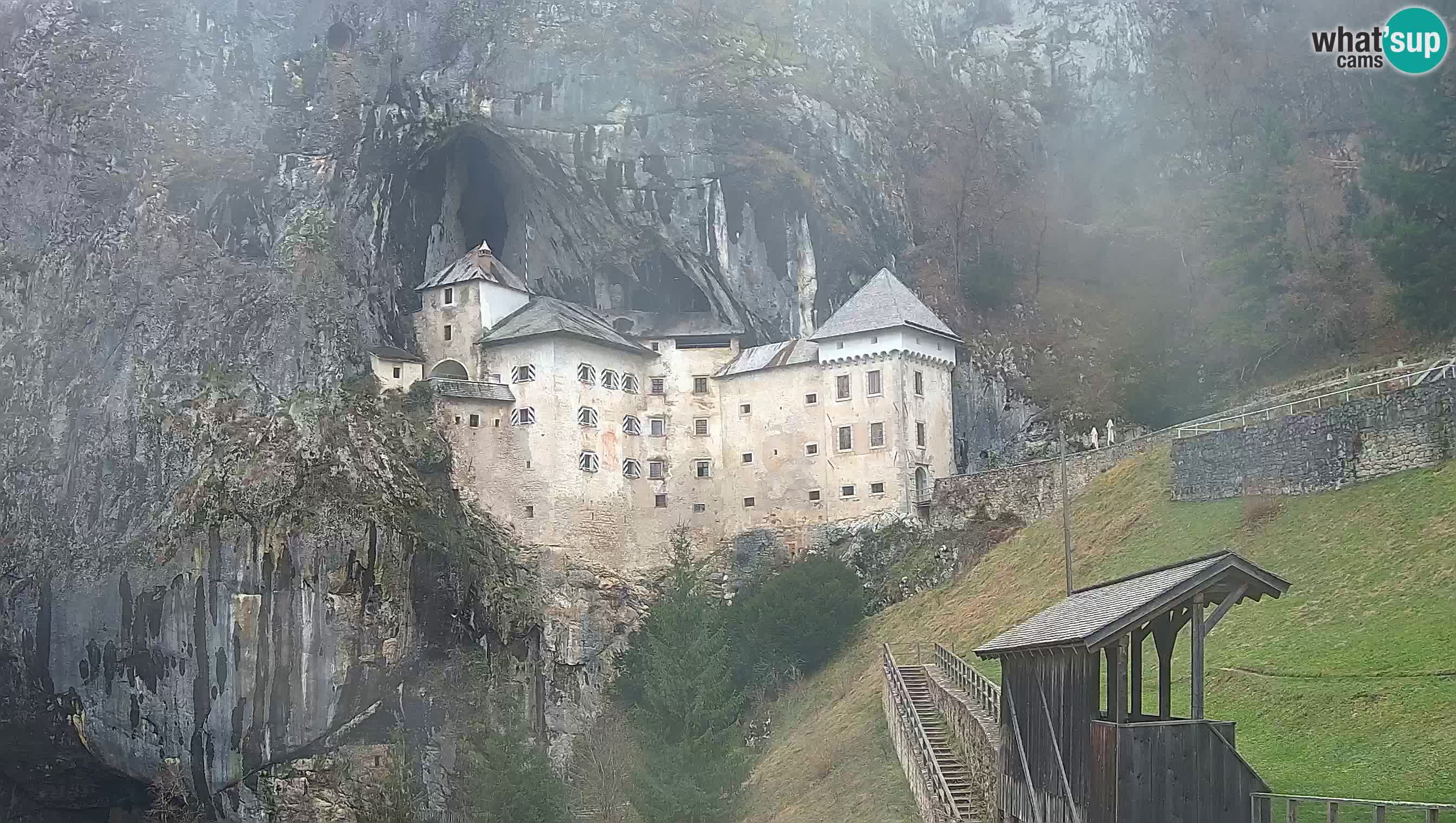 Live Webcam Castello di Predjama – Postumia – Slovenia