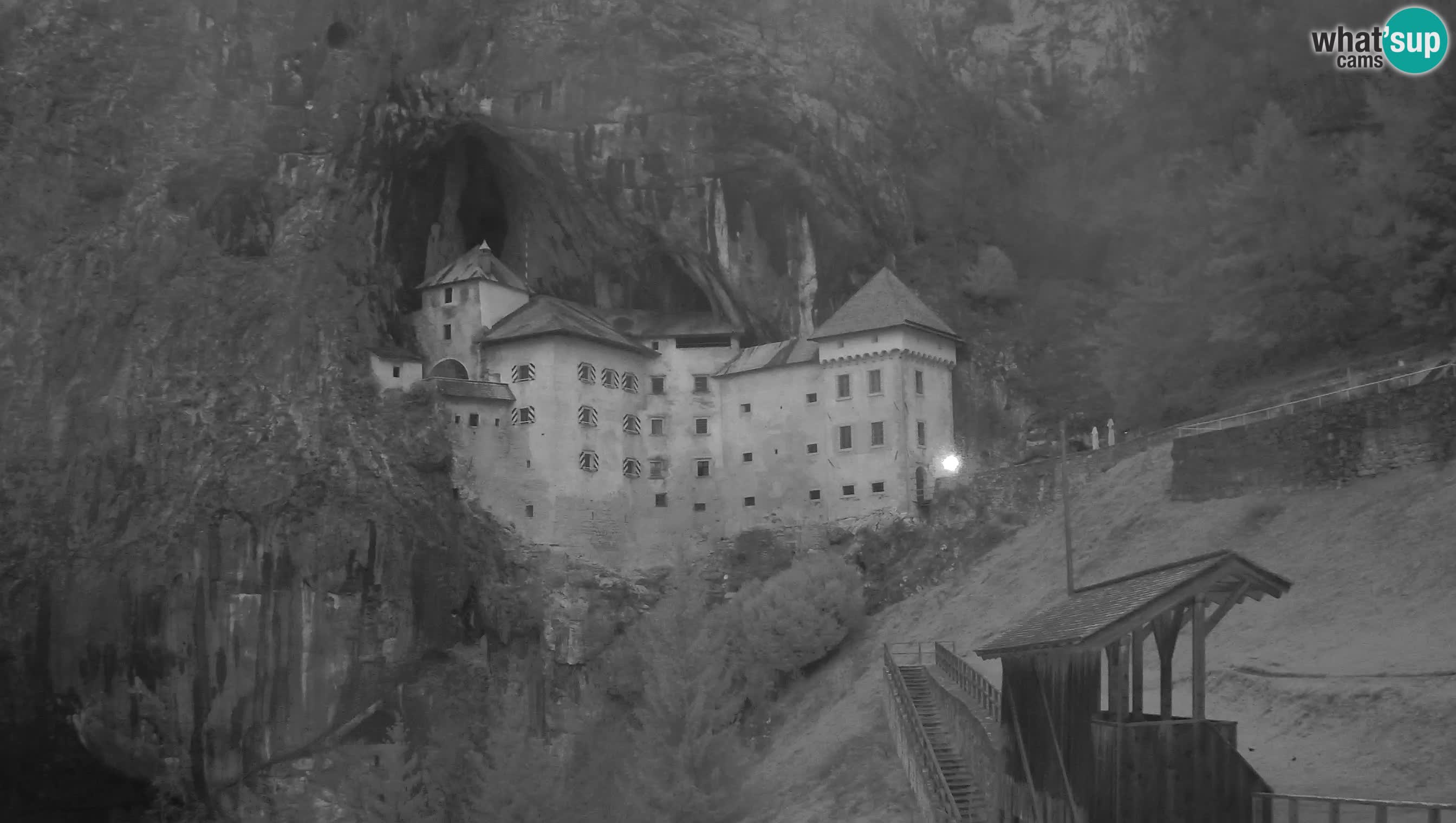 Live Webcam Castello di Predjama – Postumia – Slovenia