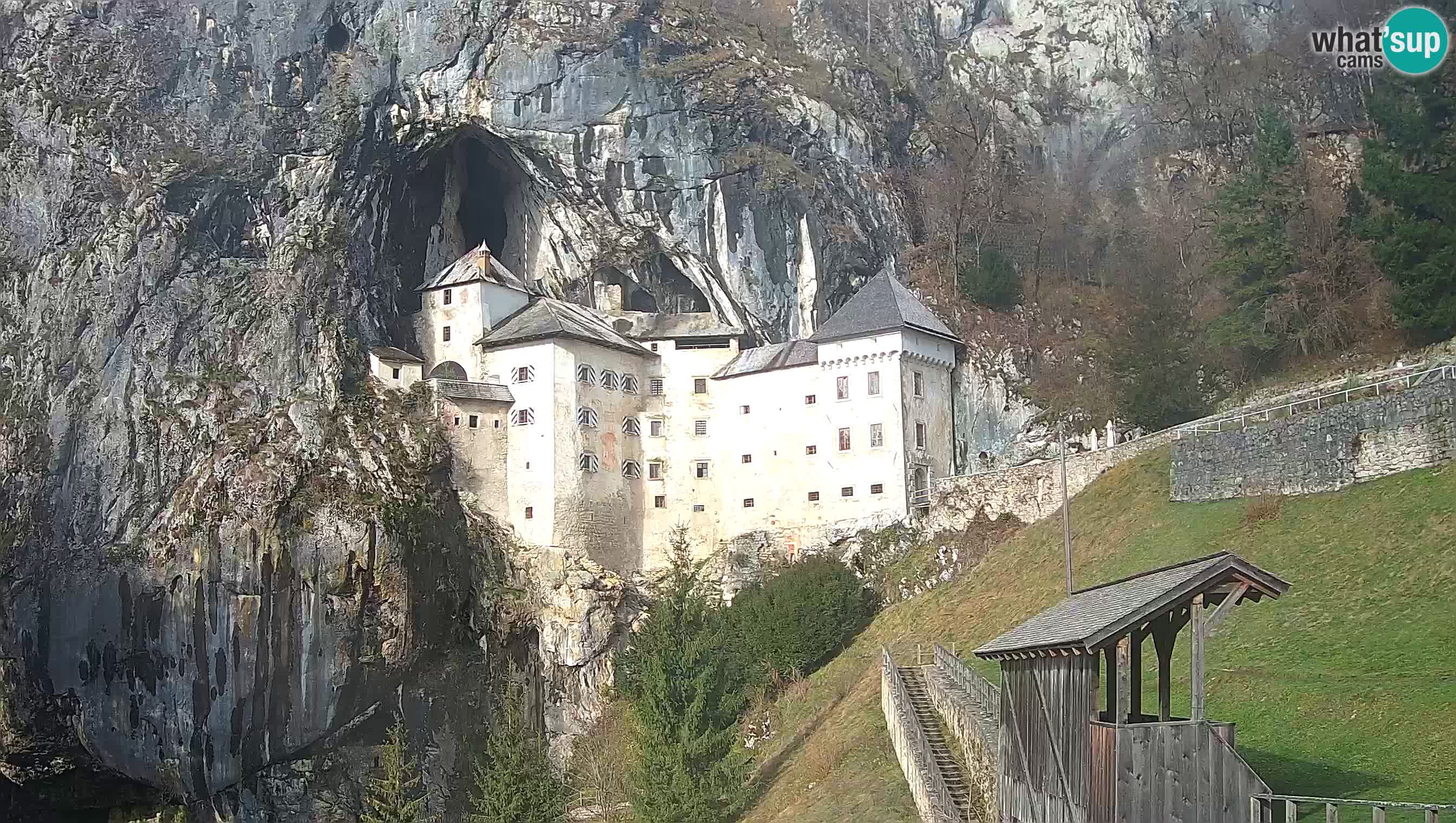 Live Webcam Castello di Predjama – Postumia – Slovenia