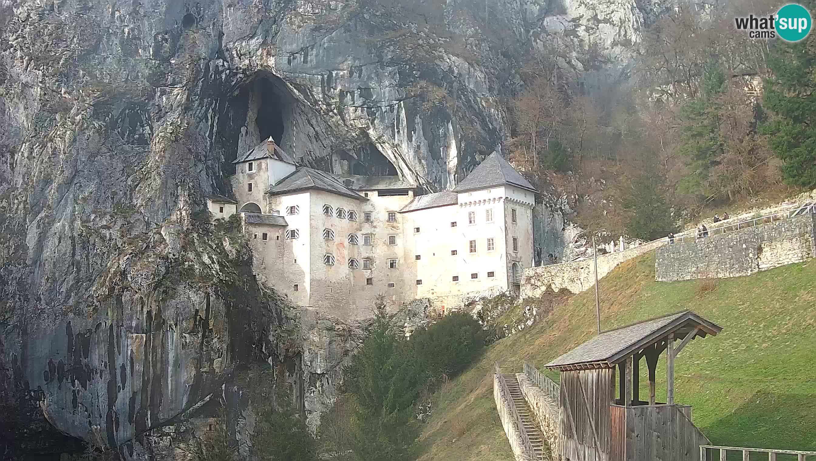 Camera en vivo Castillo de Predjama – Postojna – Eslovenia
