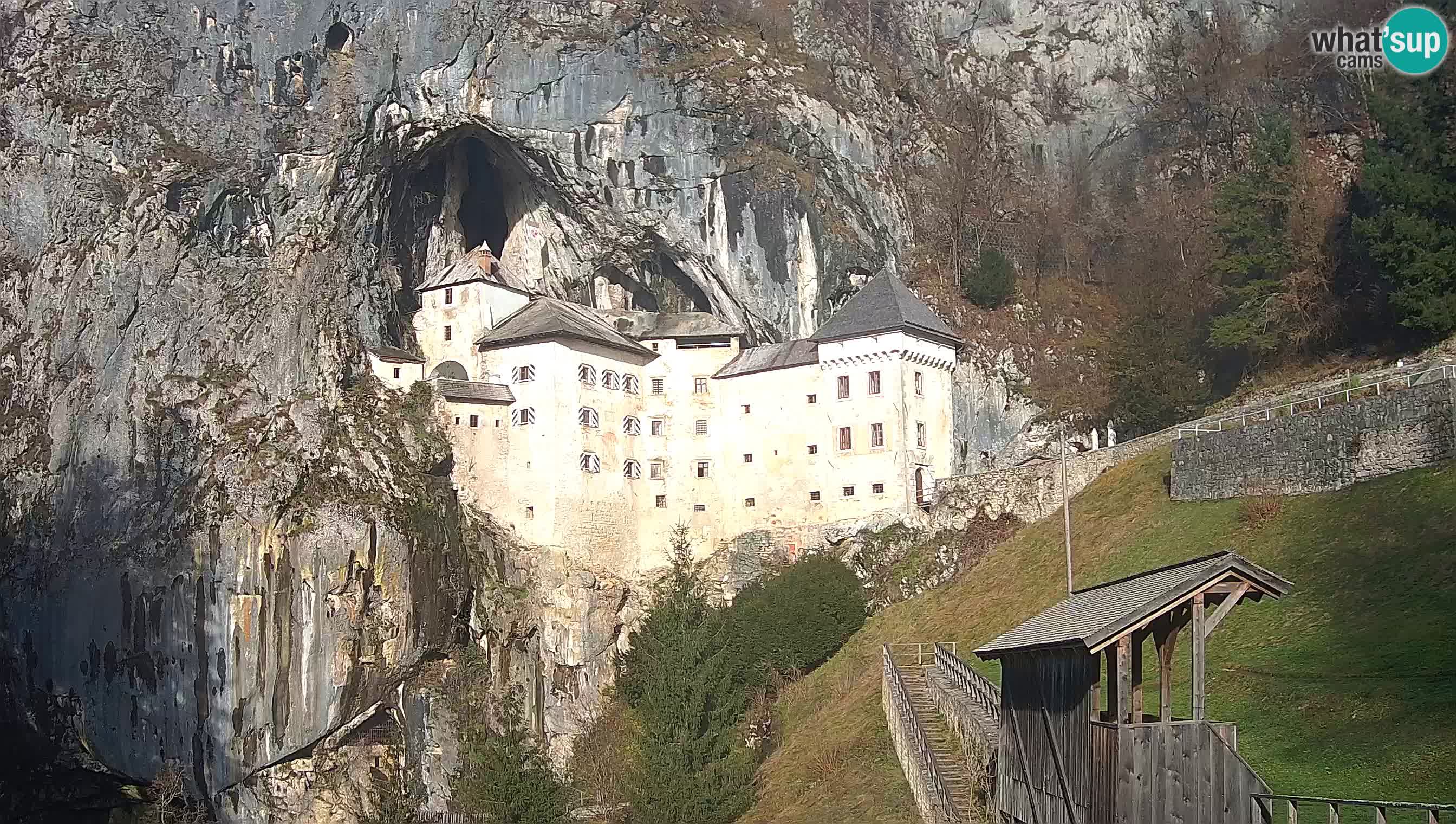 Camera en vivo Castillo de Predjama – Postojna – Eslovenia