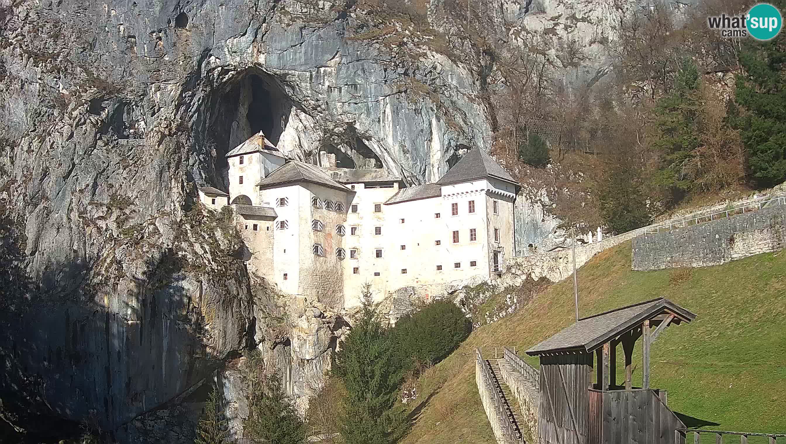 Live Webcam Predjamski grad – Predjama Castle – Postojna – Slovenia