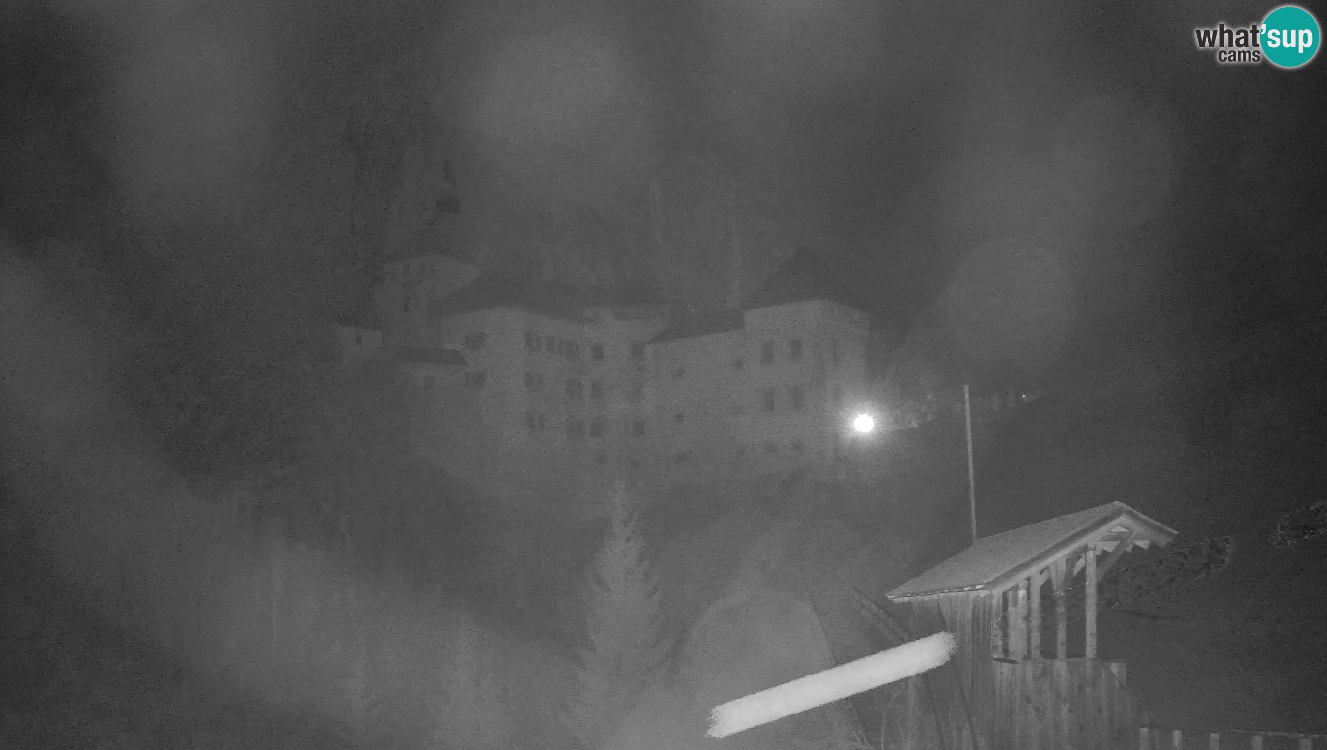 Web kamera Predjamski dvorac – Postojna – Slovenija