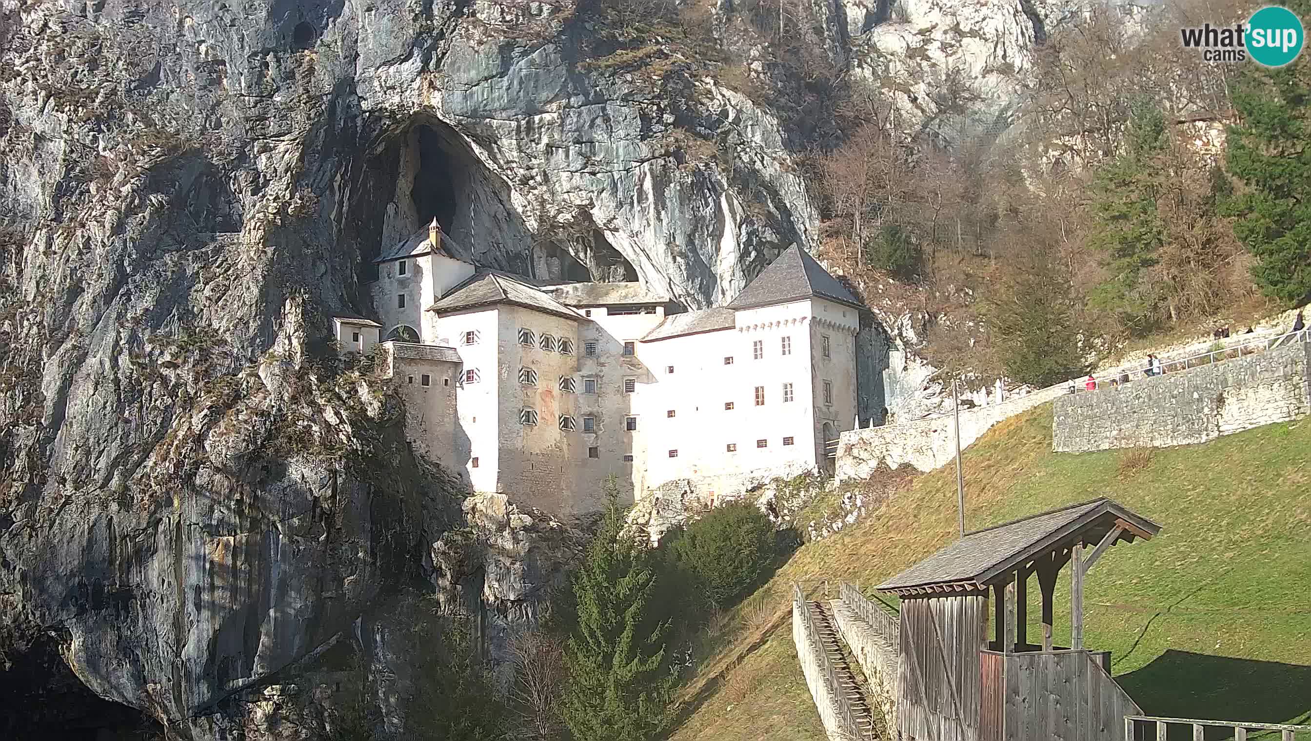 Live Webcam Castello di Predjama – Postumia – Slovenia