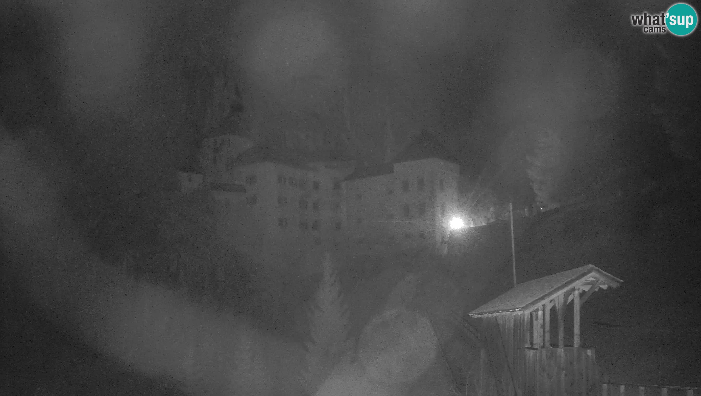 Live Webcam Grad Predjama – Château de Predjama – Postojna – Slovénie