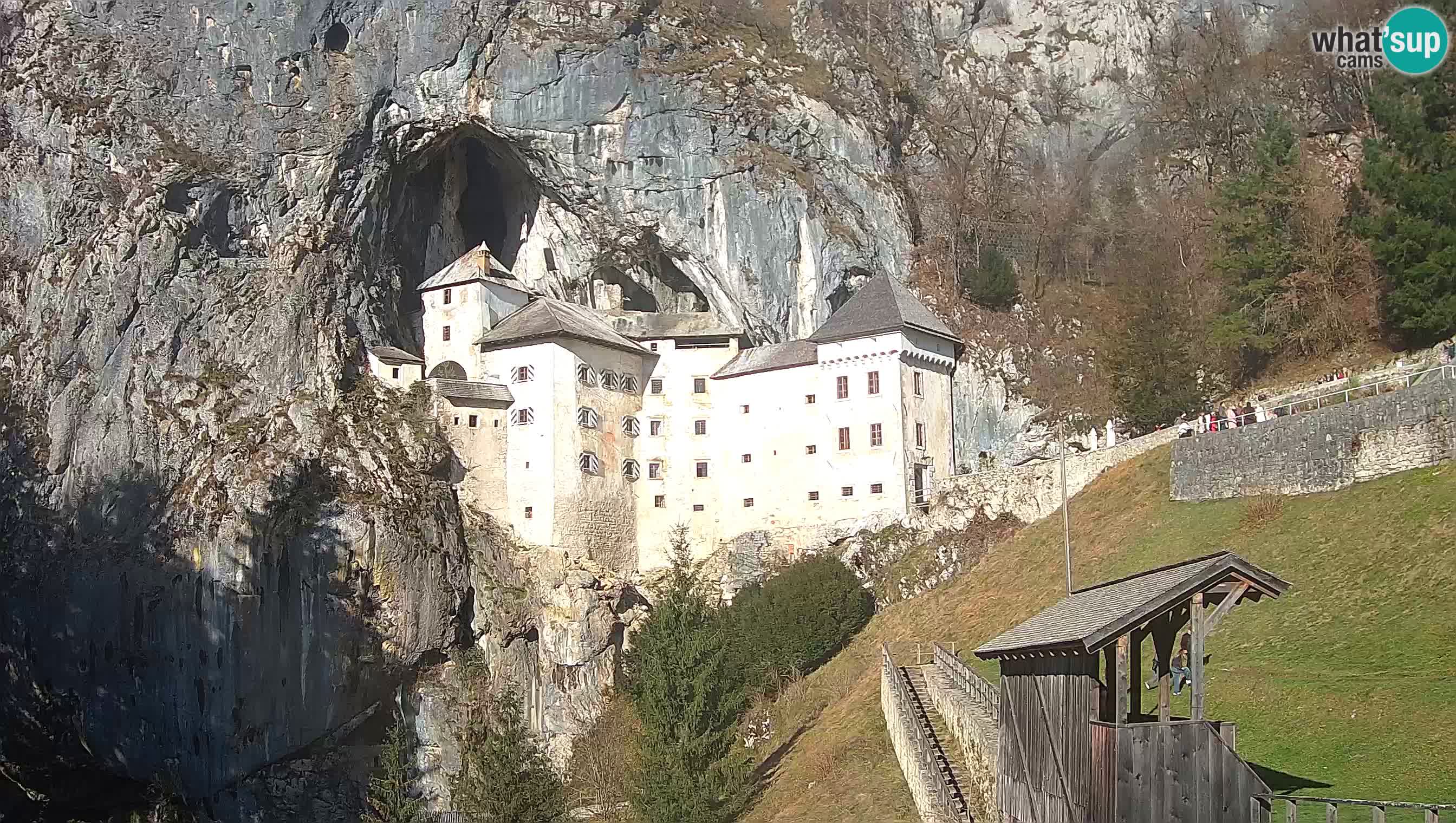 Live Webcam Castello di Predjama – Postumia – Slovenia