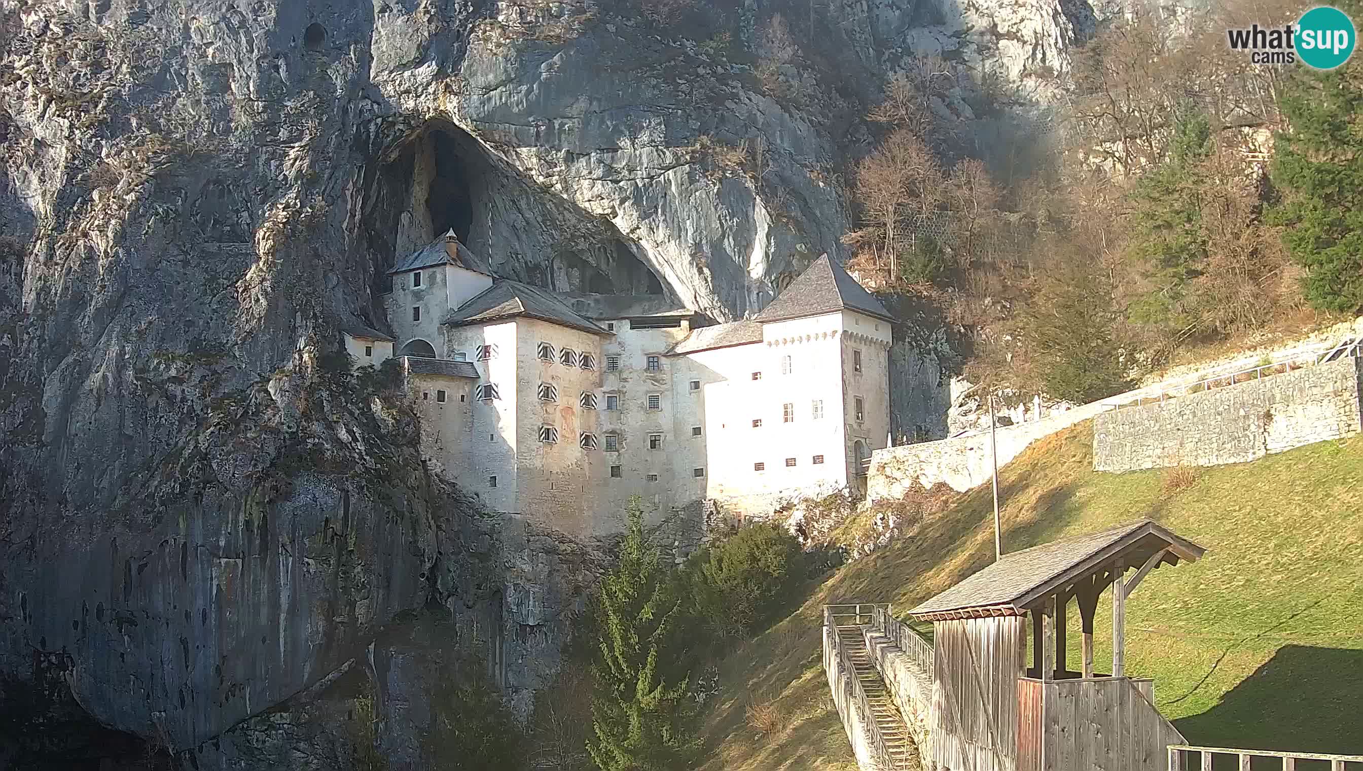 Camera en vivo Castillo de Predjama – Postojna – Eslovenia