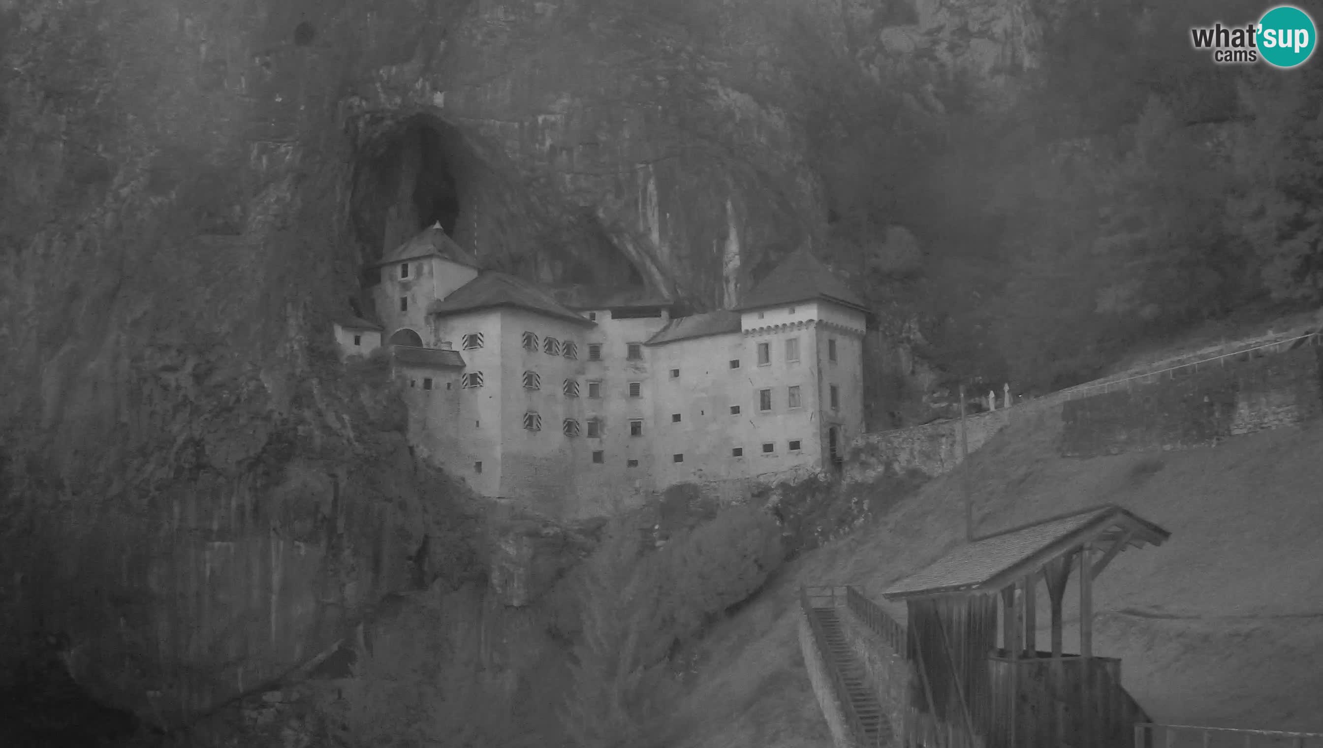 Live Webcam Castello di Predjama – Postumia – Slovenia