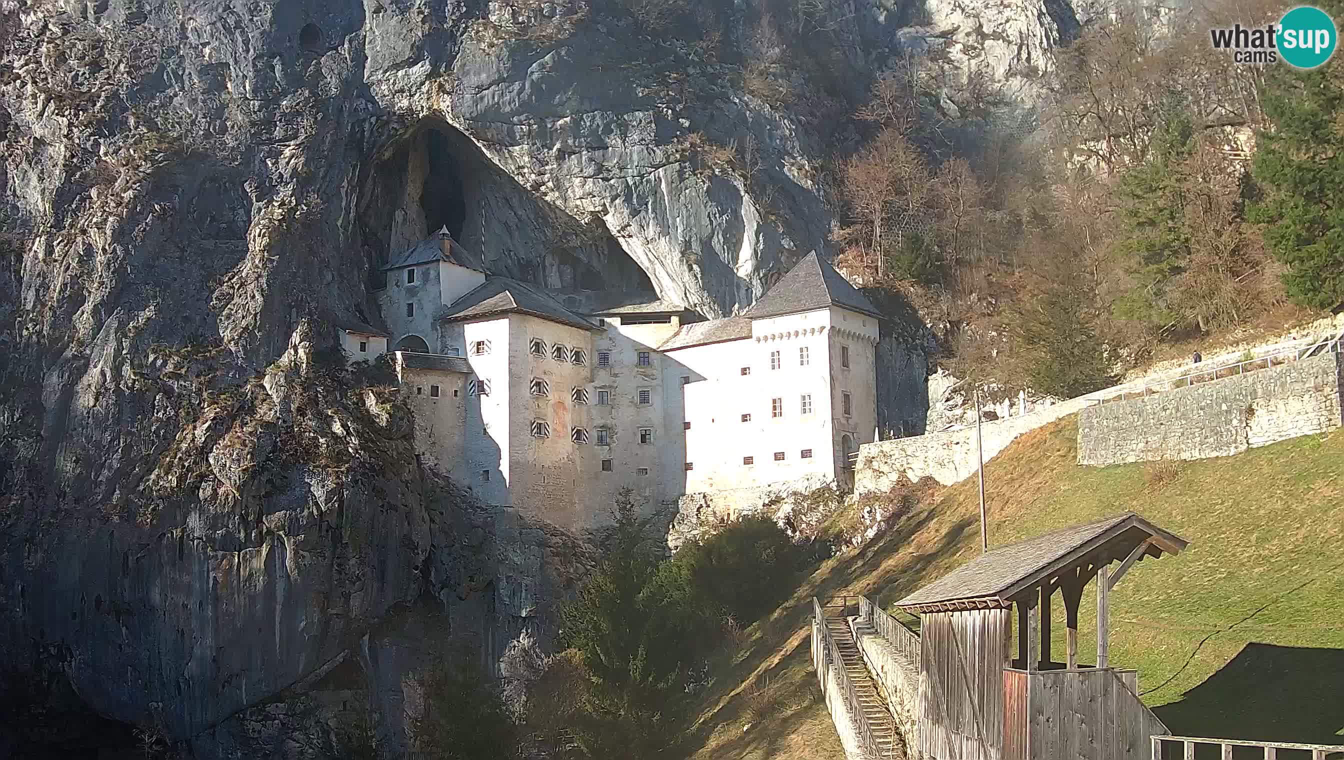 Live Webcam Castello di Predjama – Postumia – Slovenia