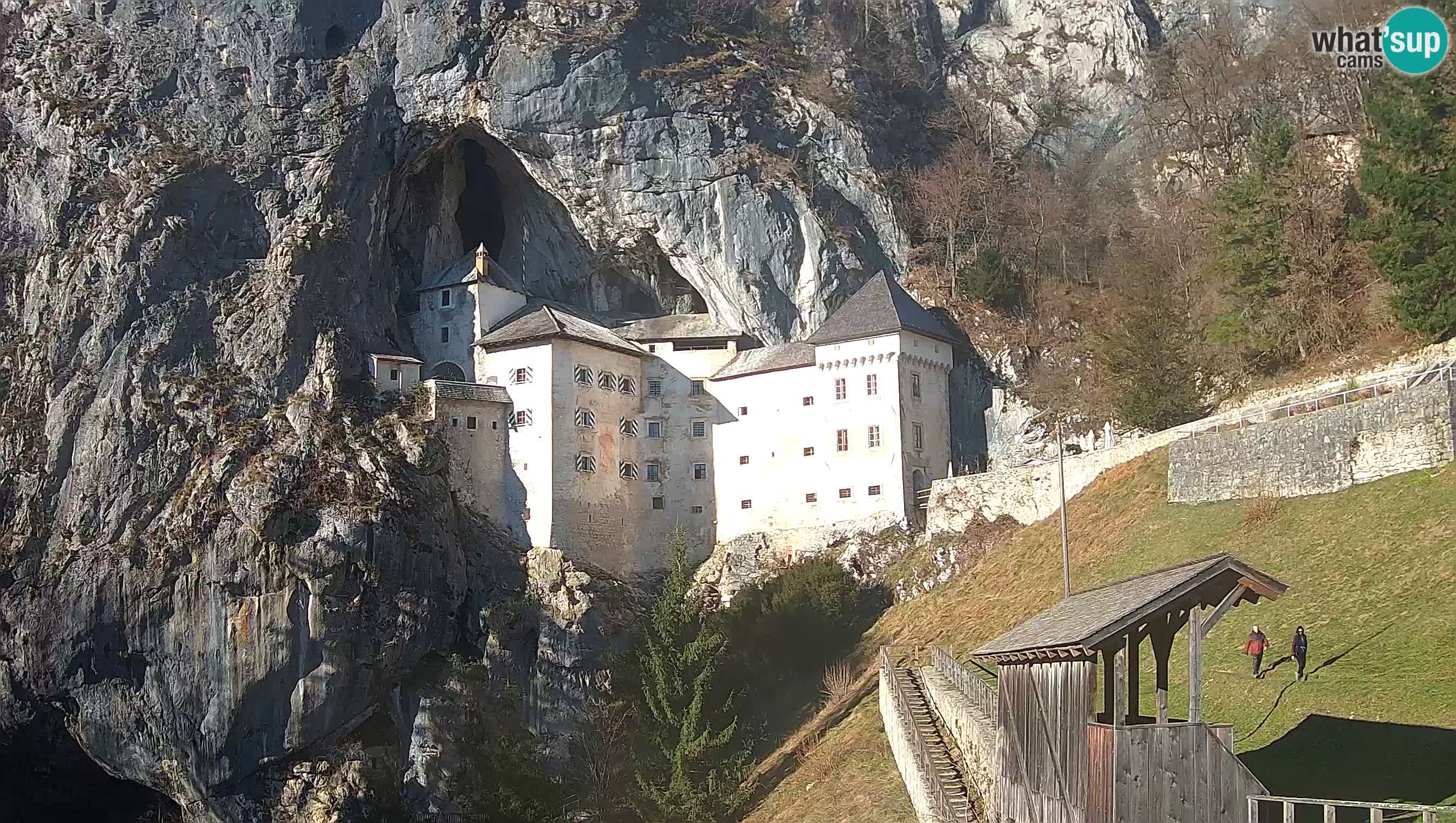 Live Webcam Predjamski grad – Predjama Castle – Postojna – Slovenia