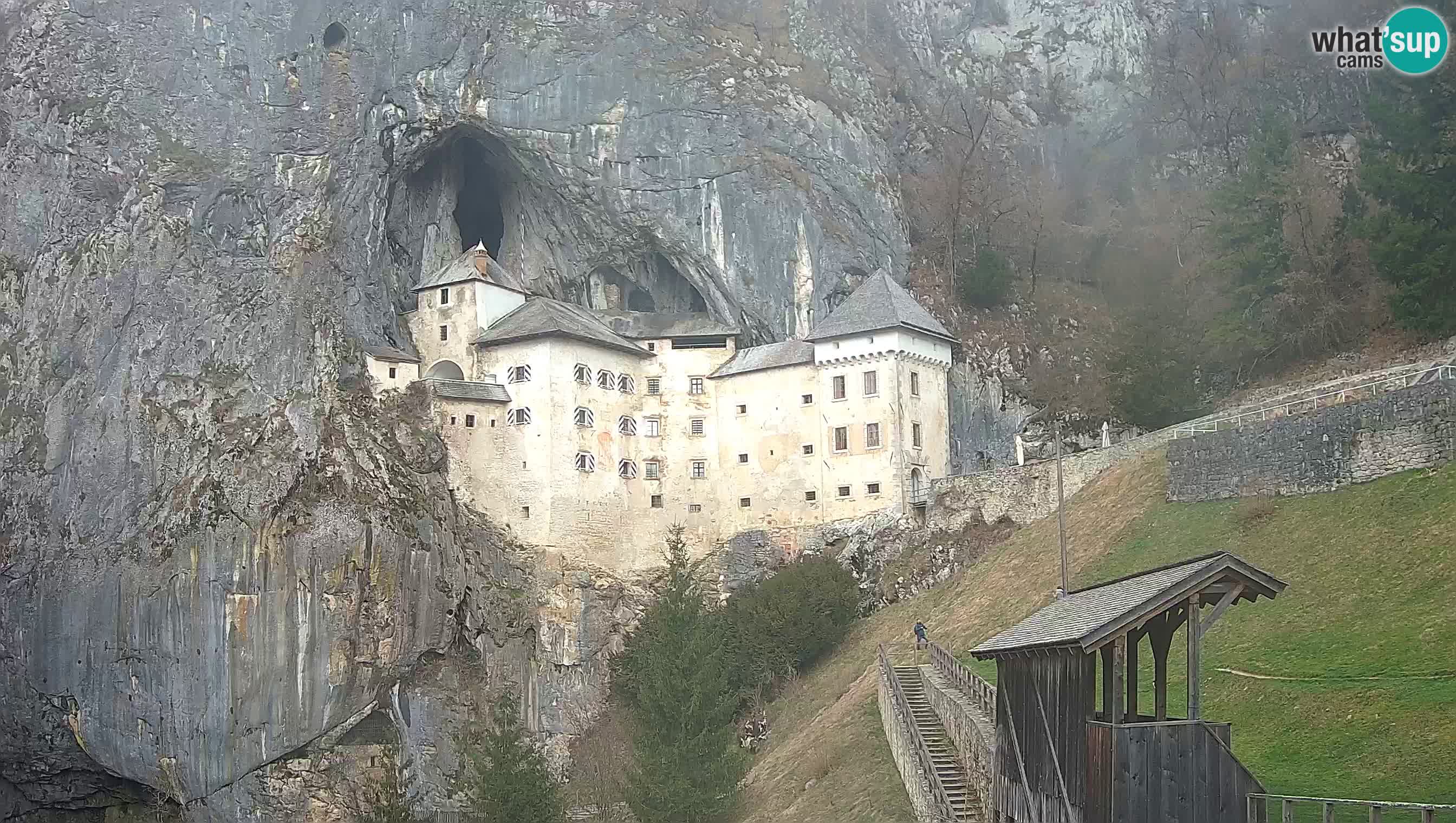 Live Webcam Predjamski grad – Predjama Castle – Postojna – Slovenia