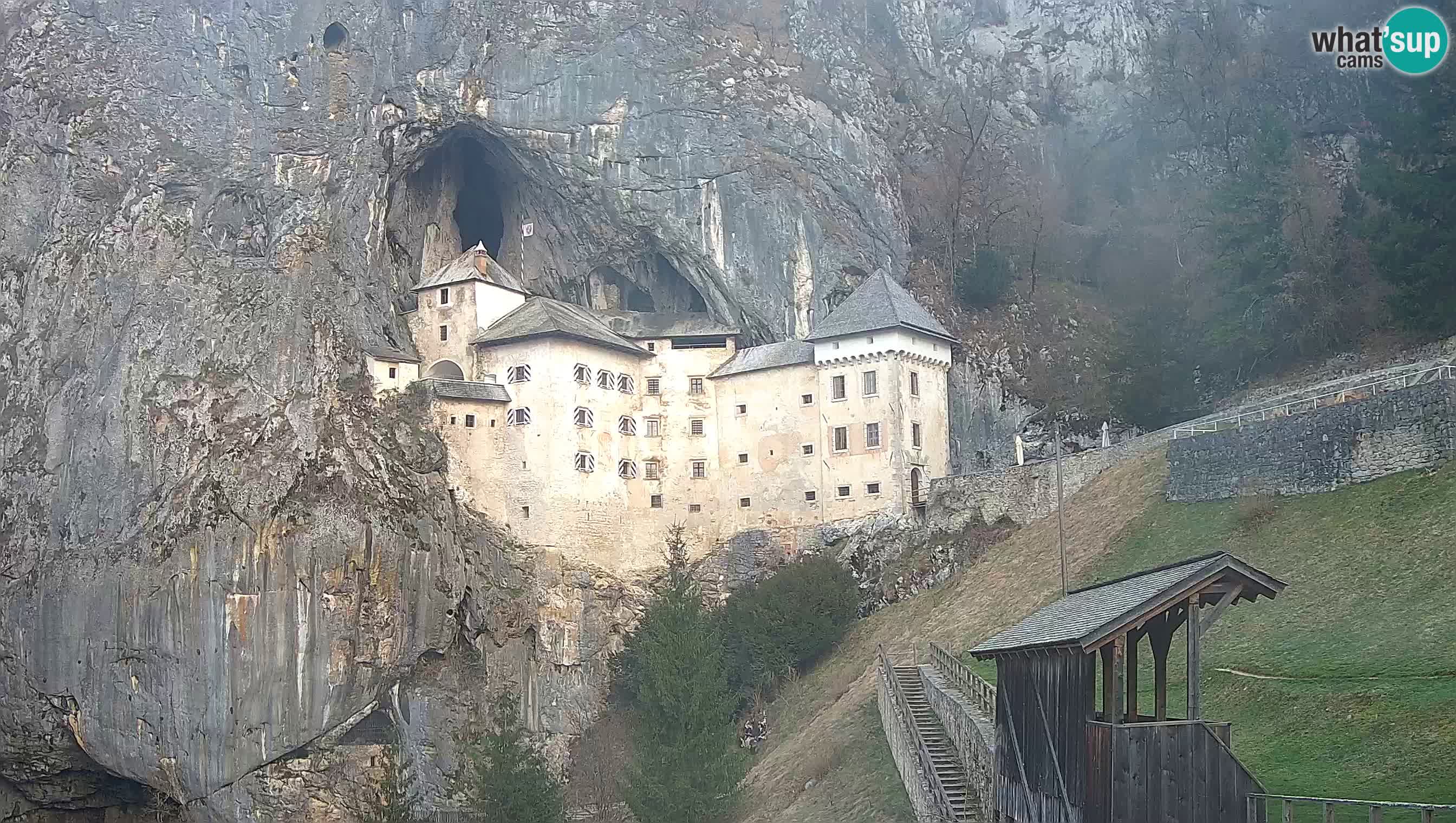 Live Webcam Predjamski grad – Predjama Castle – Postojna – Slovenia