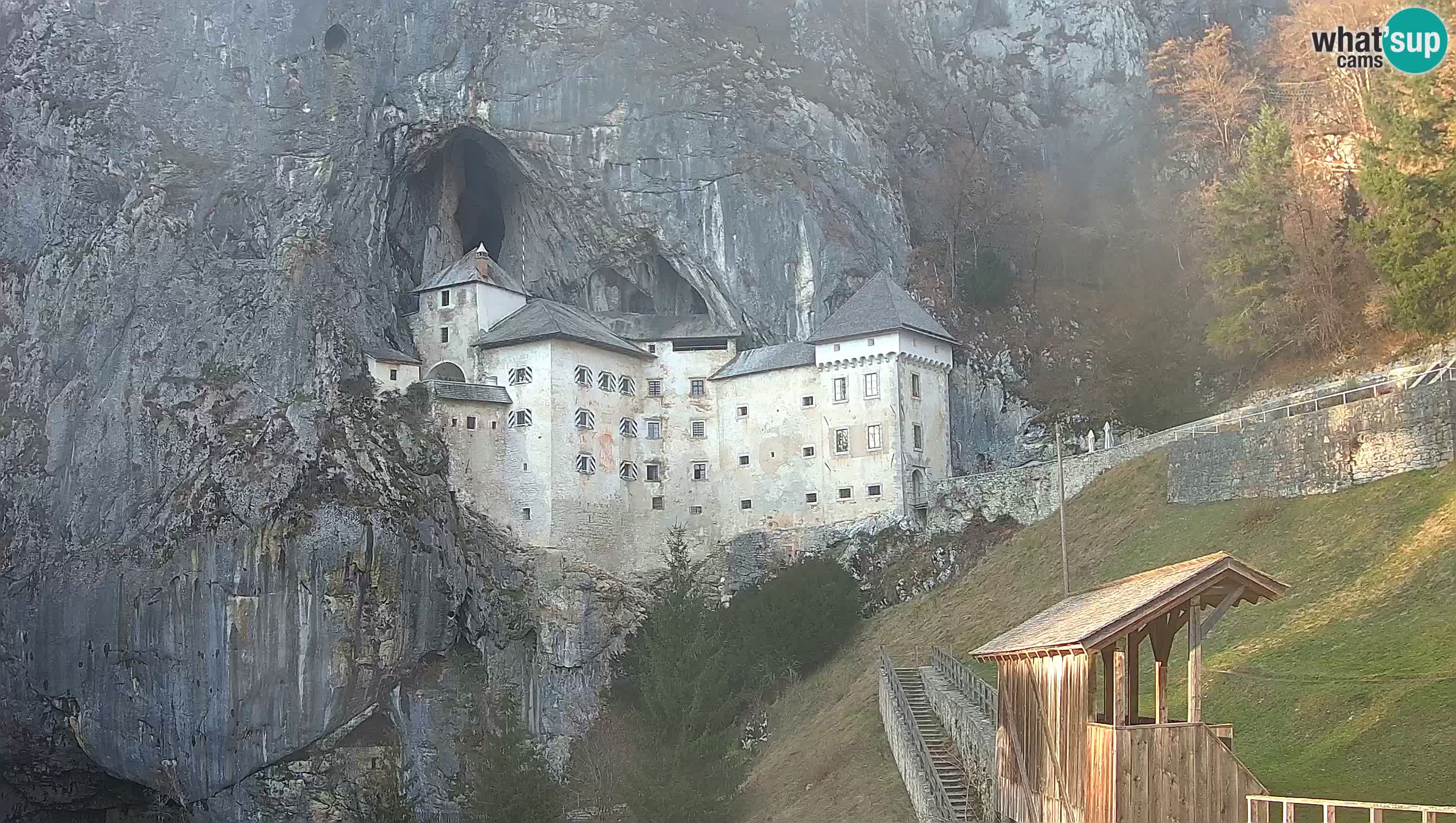 Camera en vivo Castillo de Predjama – Postojna – Eslovenia