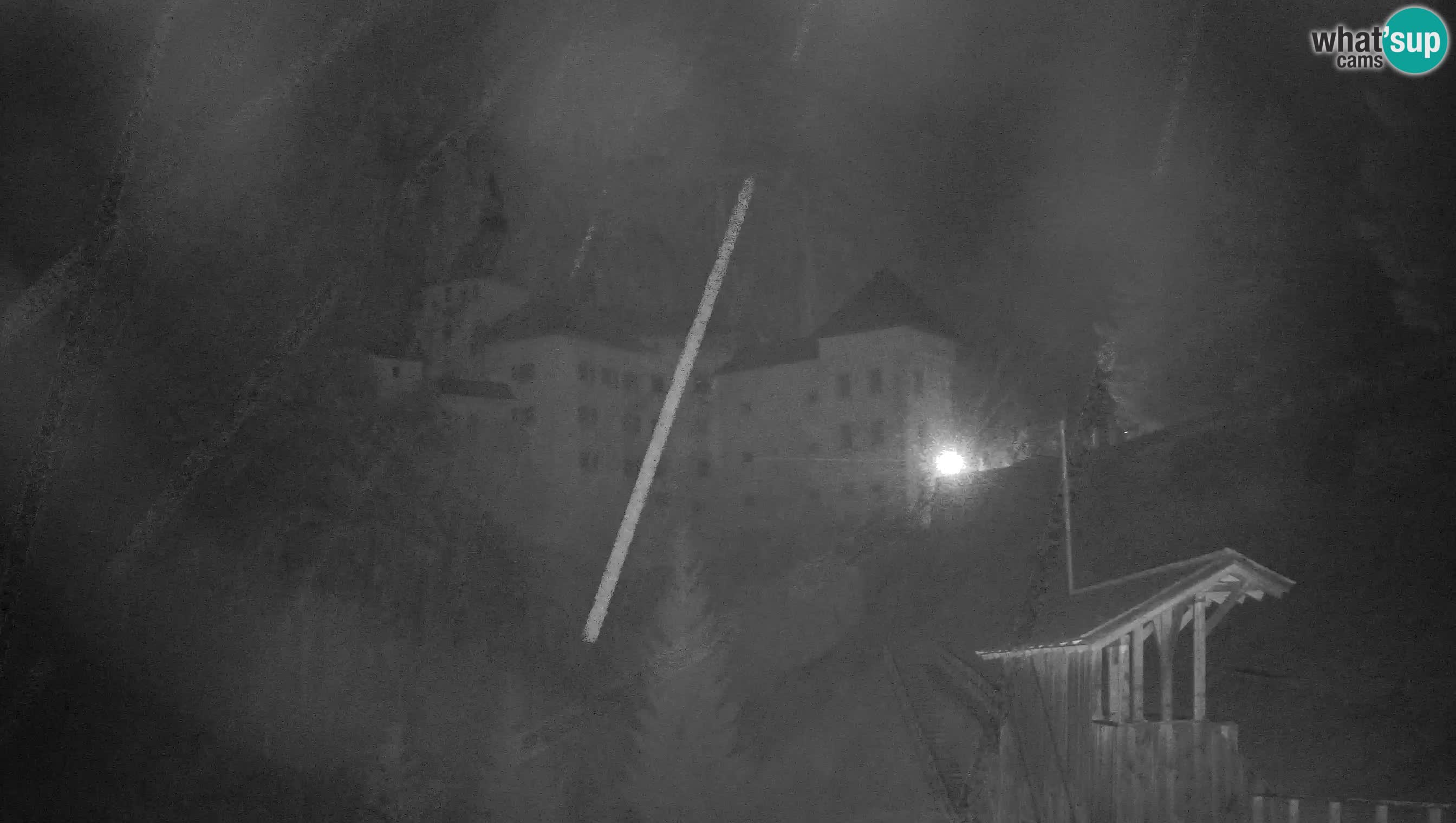 Spletna kamera Predjamski grad – Grad Predjama – Postojna