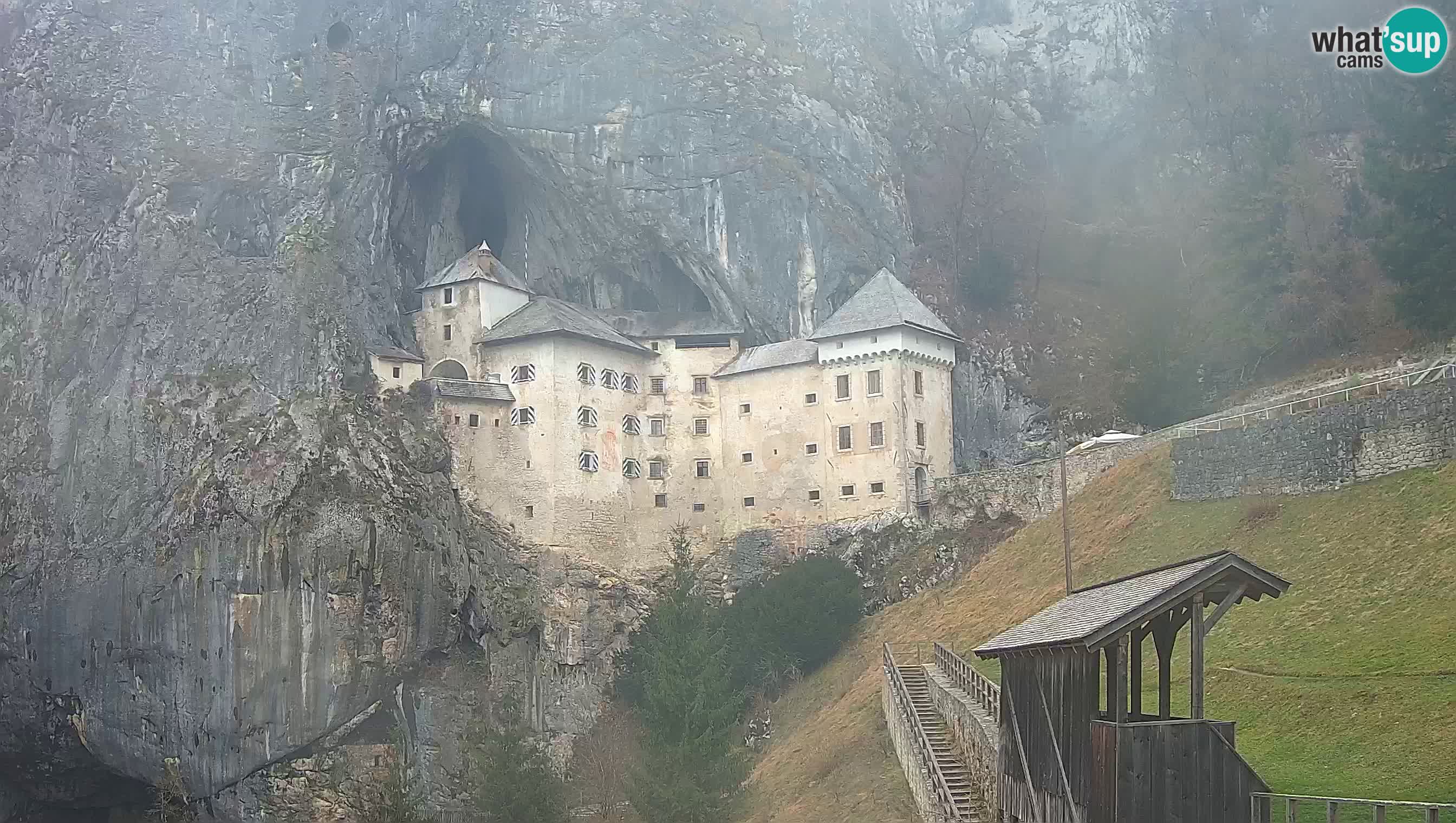Live Webcam Predjamski grad – Predjama Castle – Postojna – Slovenia