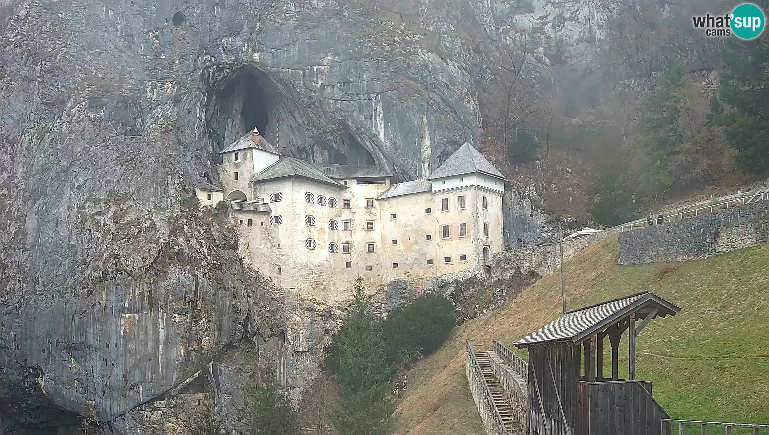 Live Webcam Predjamski grad – Predjama Castle – Postojna – Slovenia